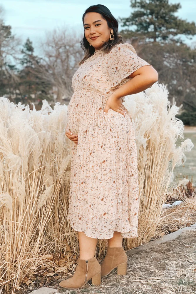 Beige Floral Pleated Short Sleeve Chiffon Maternity Midi Dress - Image 20
