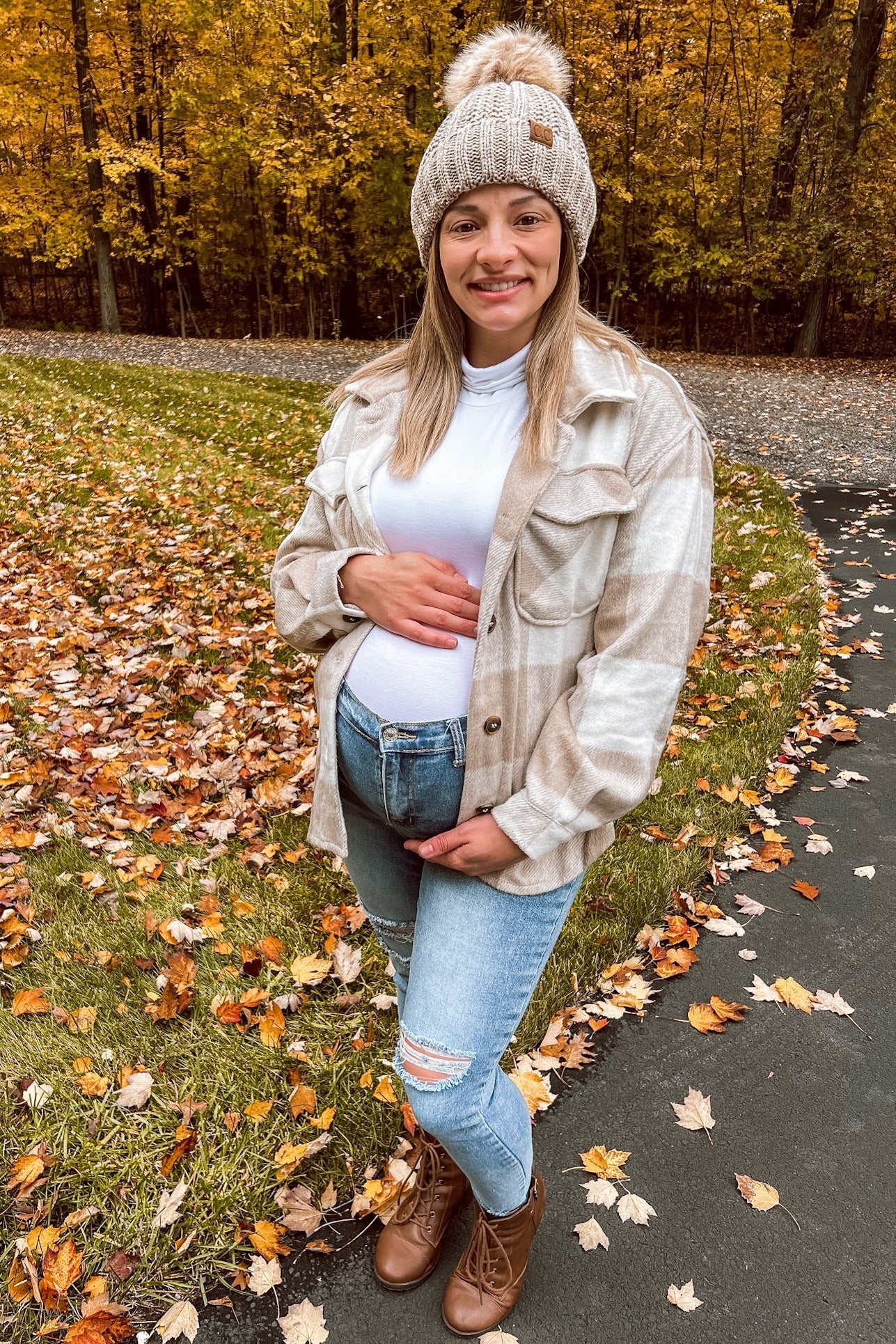 Beige Plaid Knit Maternity Shirt Jacket - Image 15