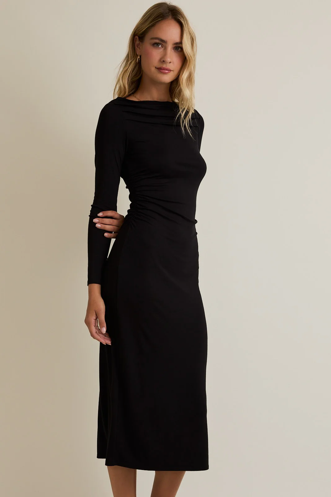 Black Boat Neck Ruched Long Sleeve Midi Dress - Image 2