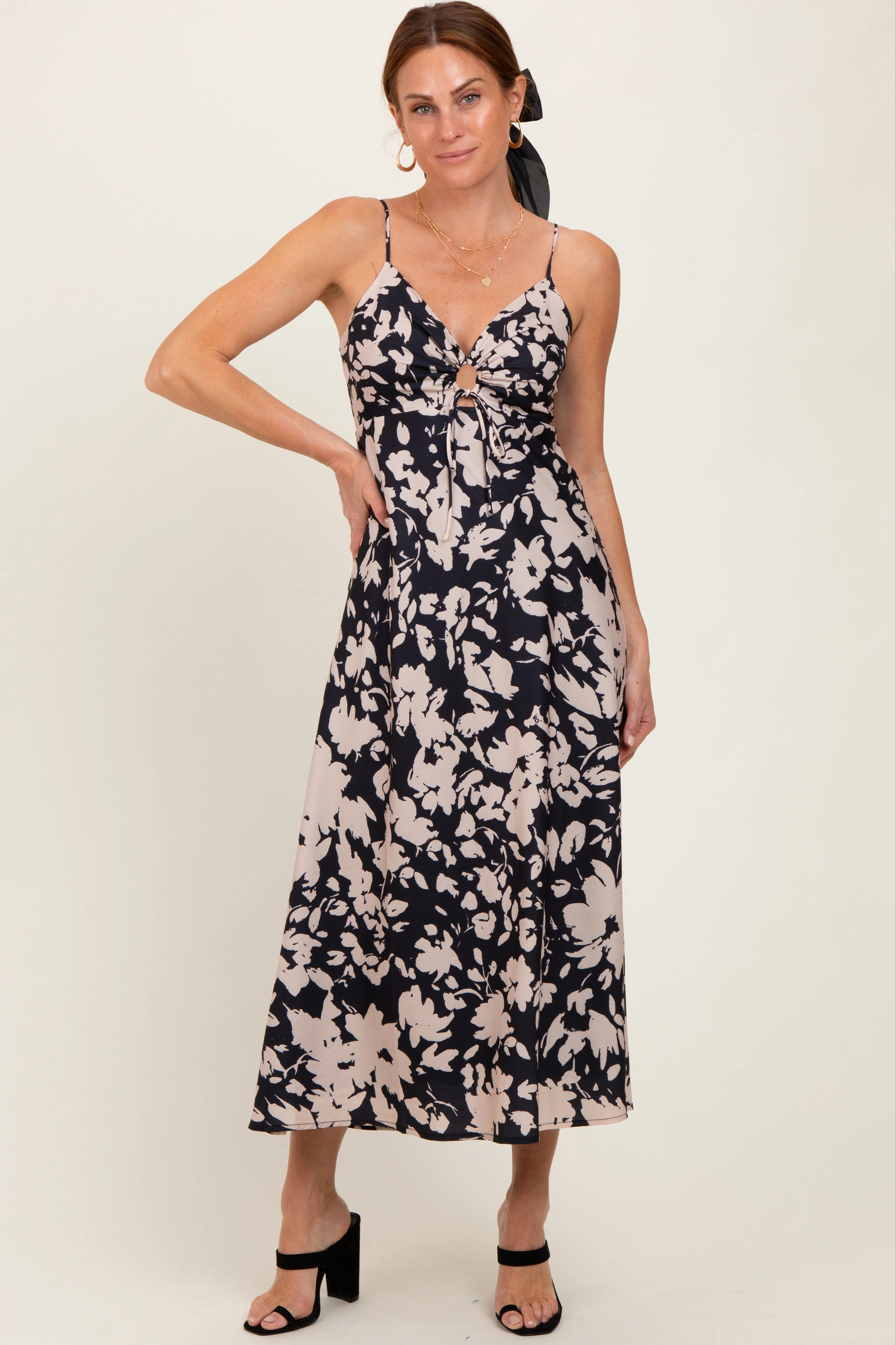Black Floral Keyhole Detail Maternity Maxi Dress - Image 4