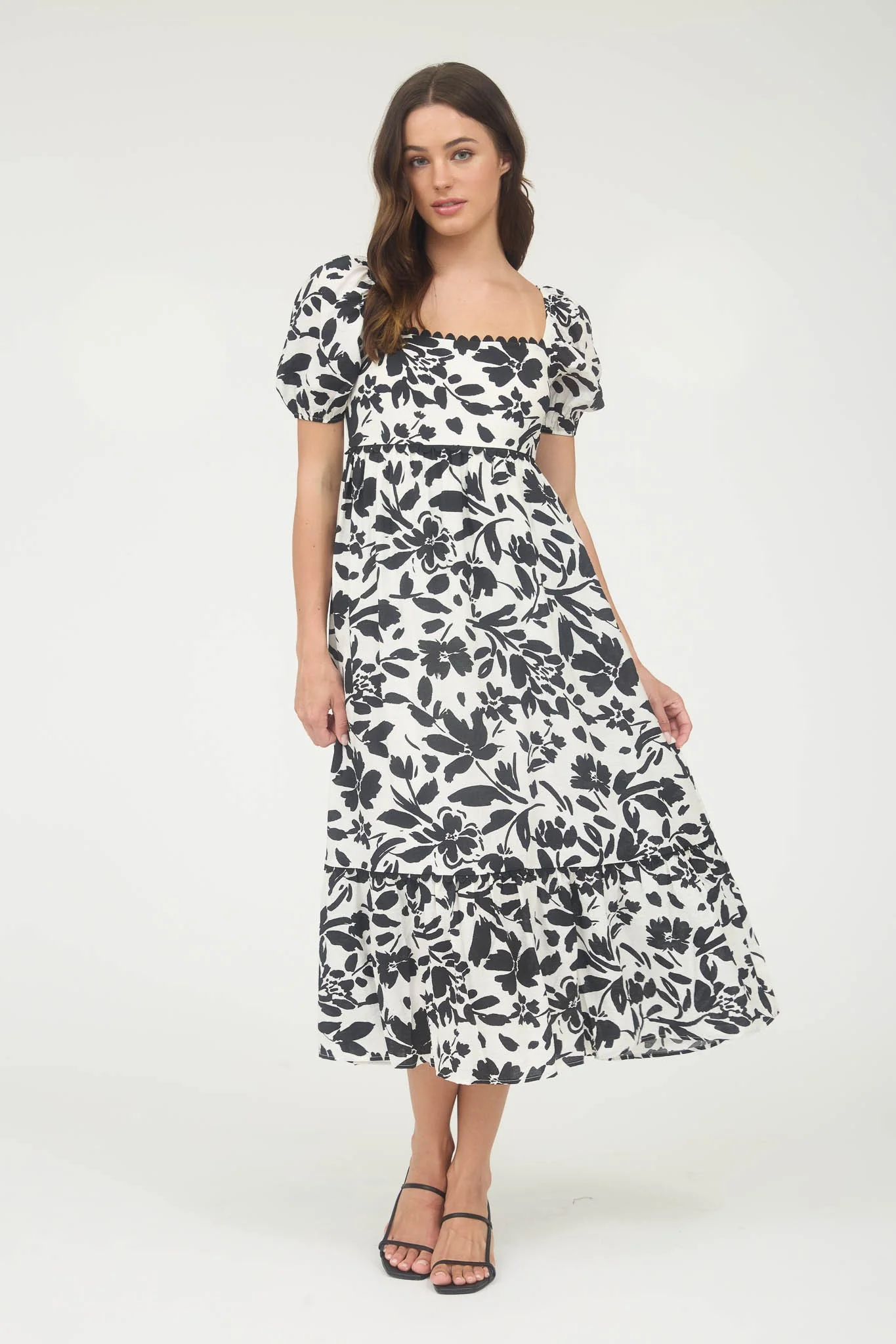 Black Floral Scallop Trim Puff Sleeve Maternity Midi Dress - Image 4