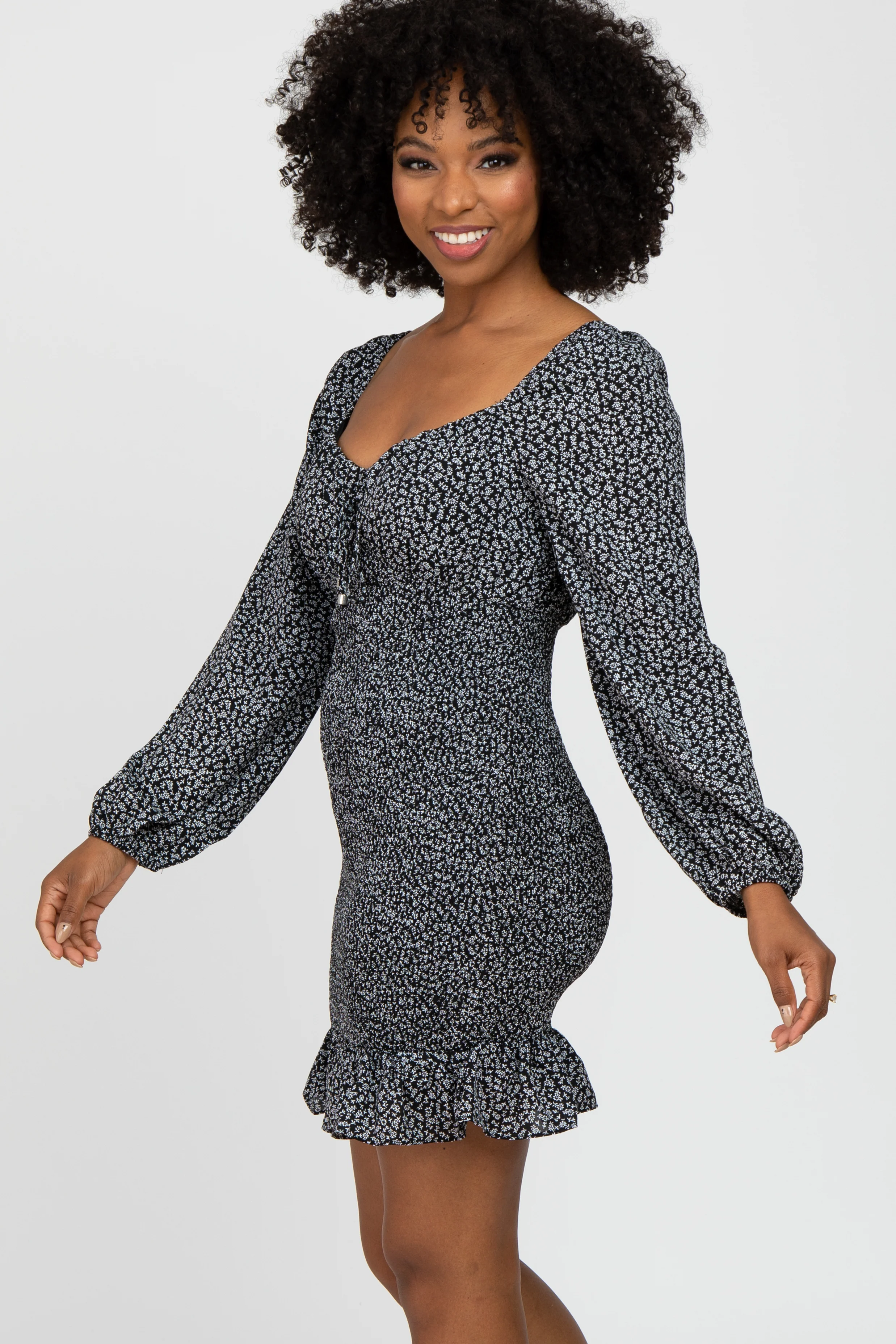 Black Floral Sweetheart Neck Smocked Dress - Image 3