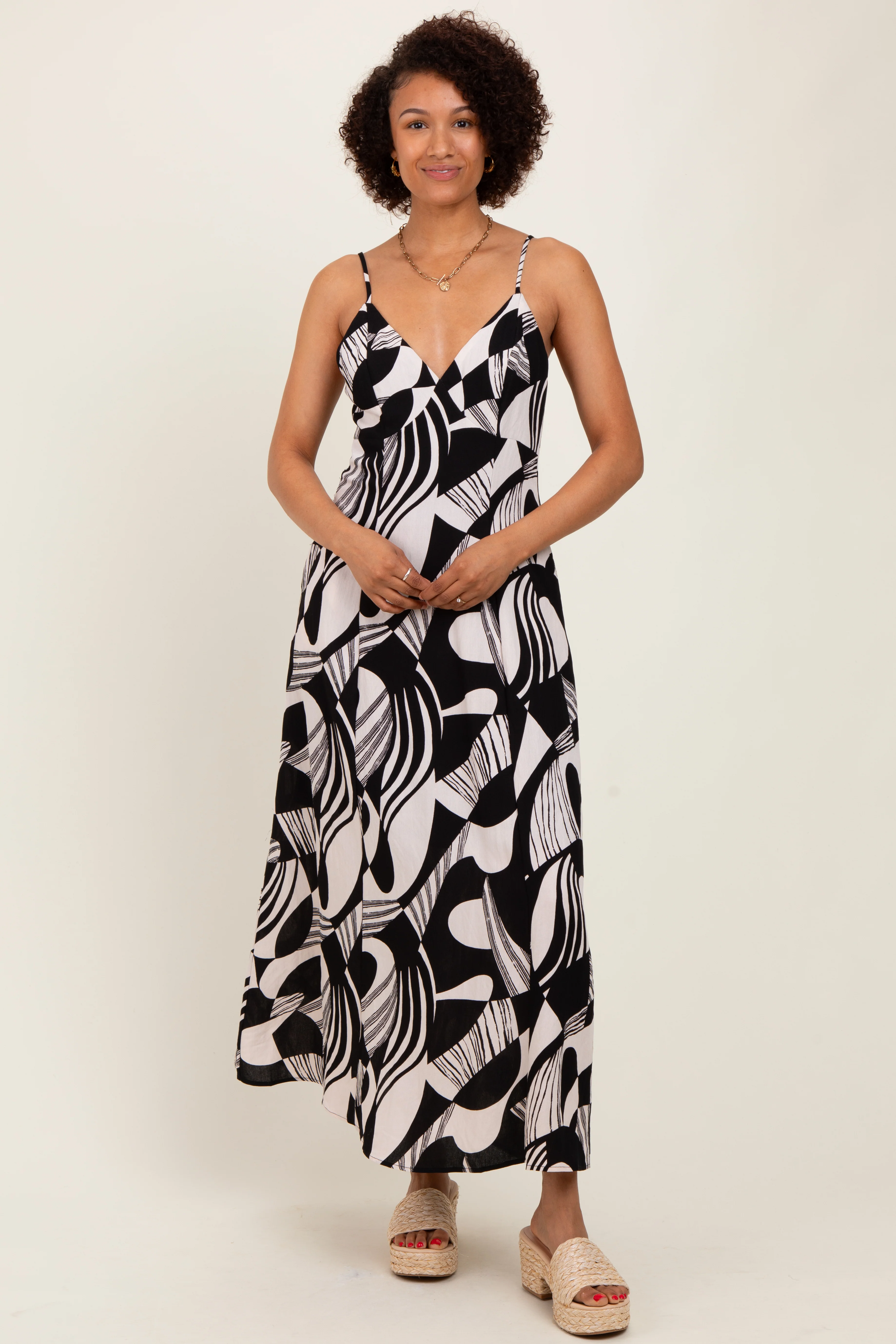 Black Geometric Print Sleeveless Maternity Maxi Dress - Image 5
