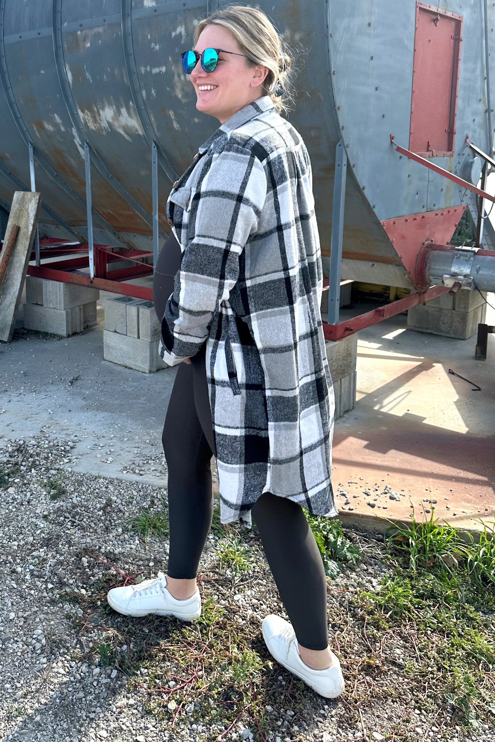 Black Plaid Fleece Maternity Long Shirt Jacket - Image 7