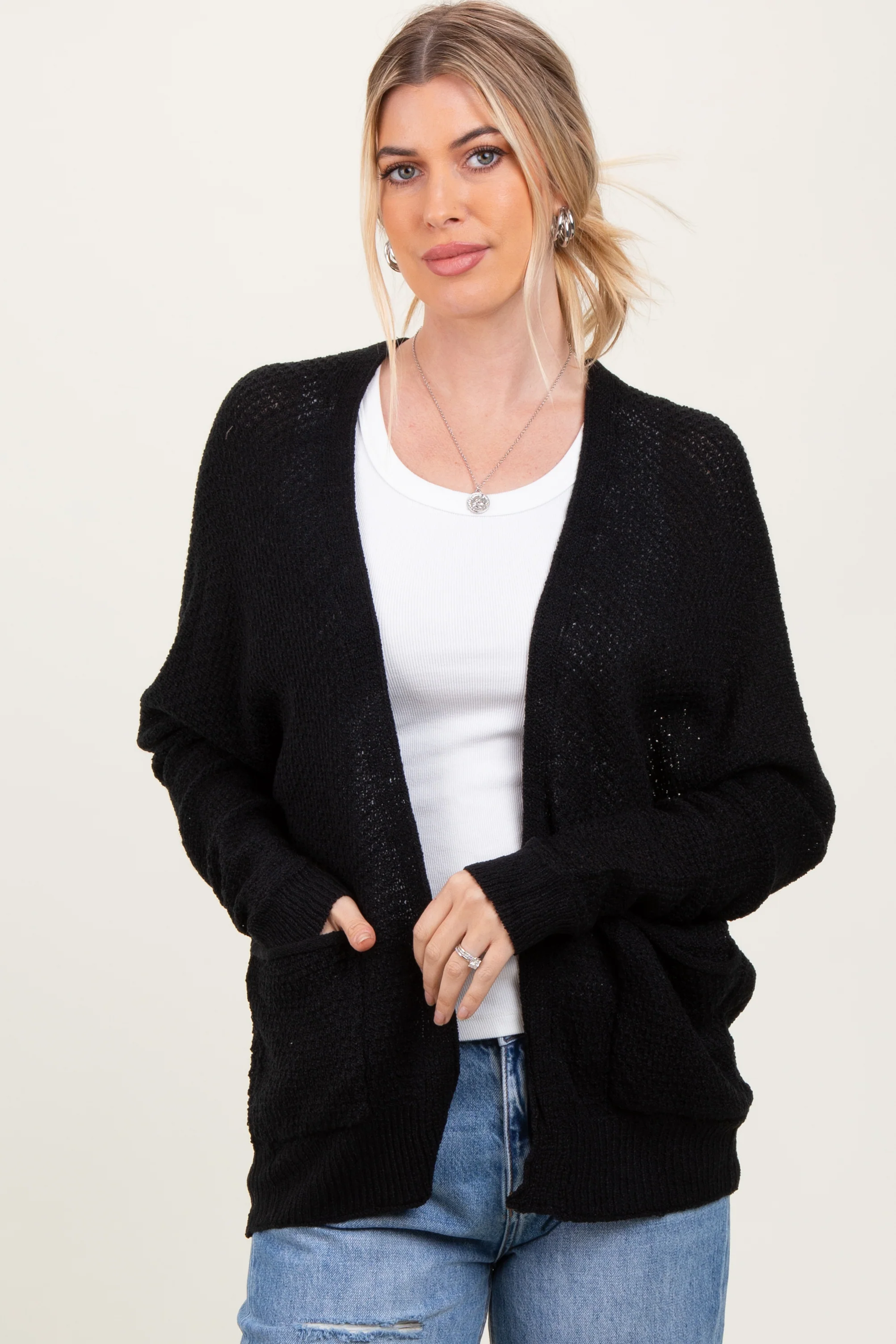 Black Pocketed Open Maternity Cardigan - Image 4