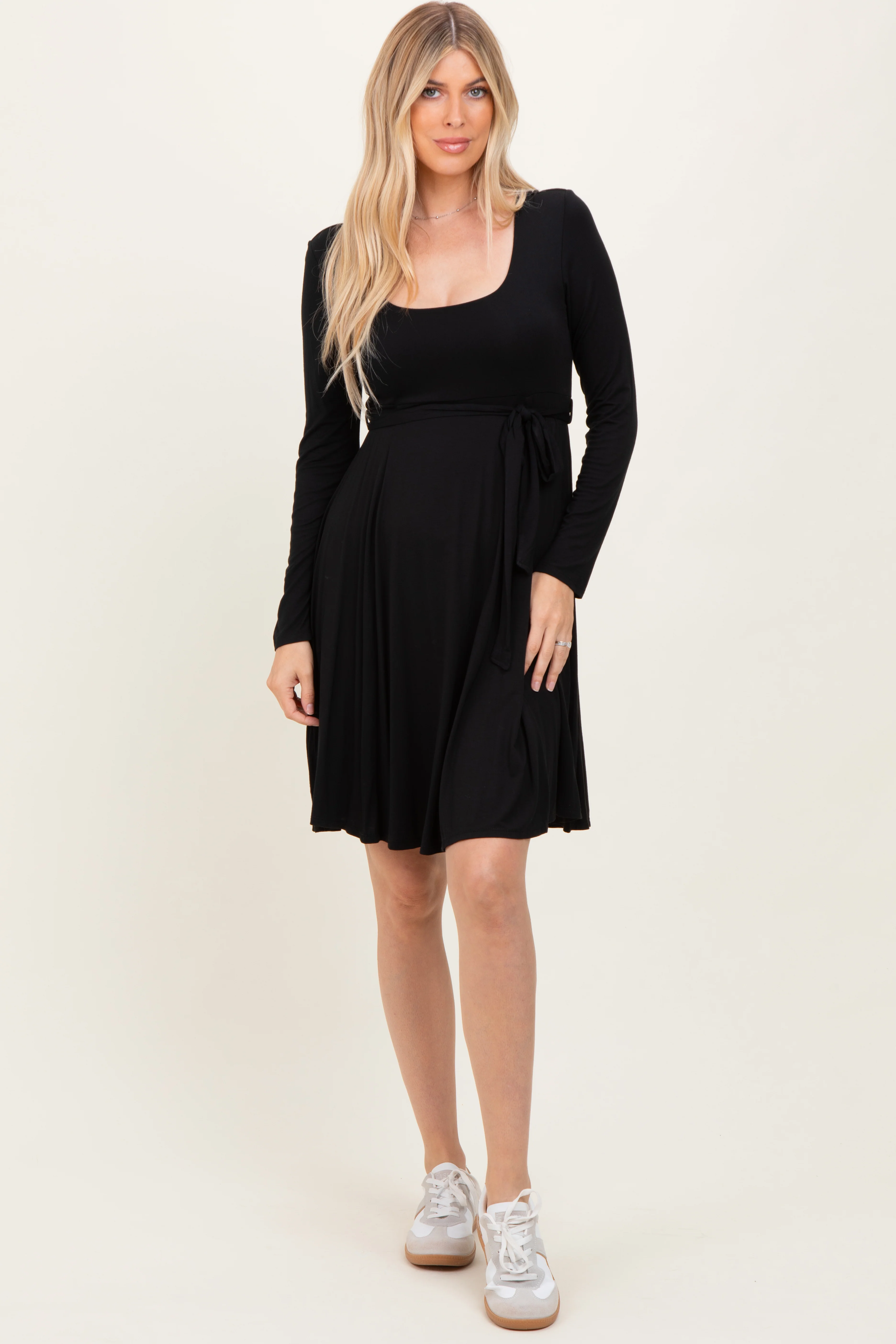 Black Scoop Neck Long Sleeve Waist Tie Maternity Dress - Image 3
