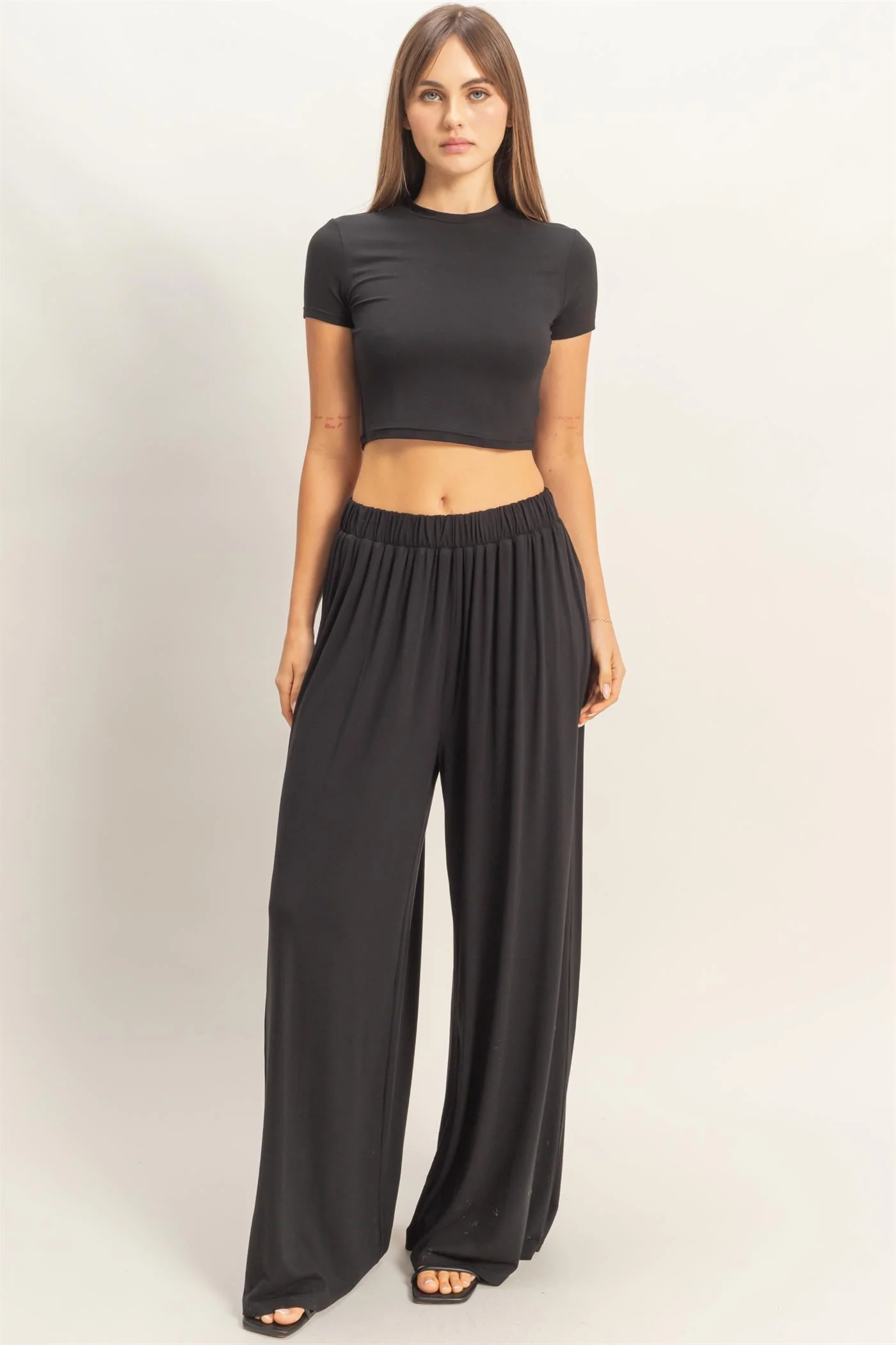 Black Short Sleeve Crop Top Wide Leg Pant Maternity Set - Image 4
