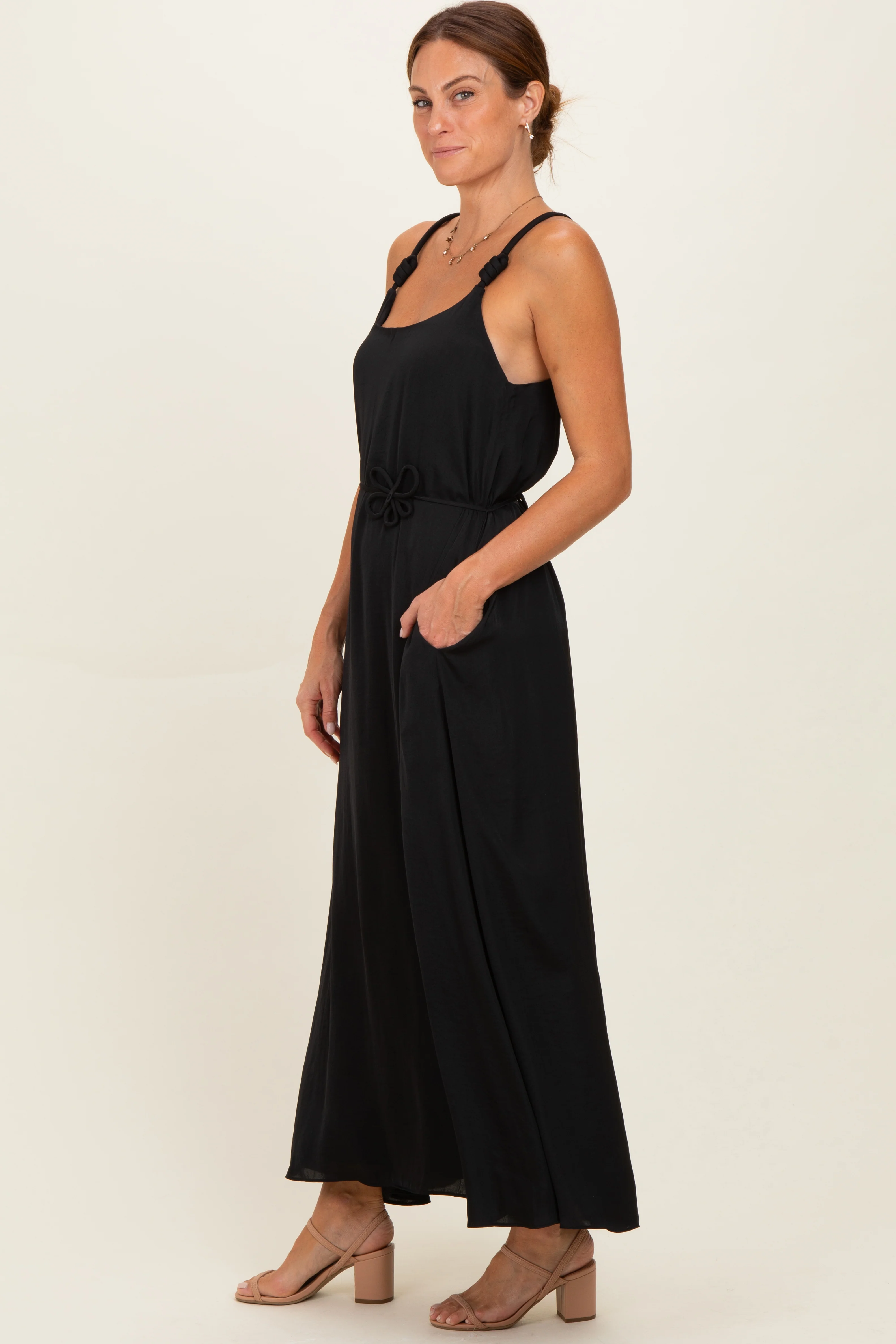 Black Sleeveless Flower Belt Dress - Image 2