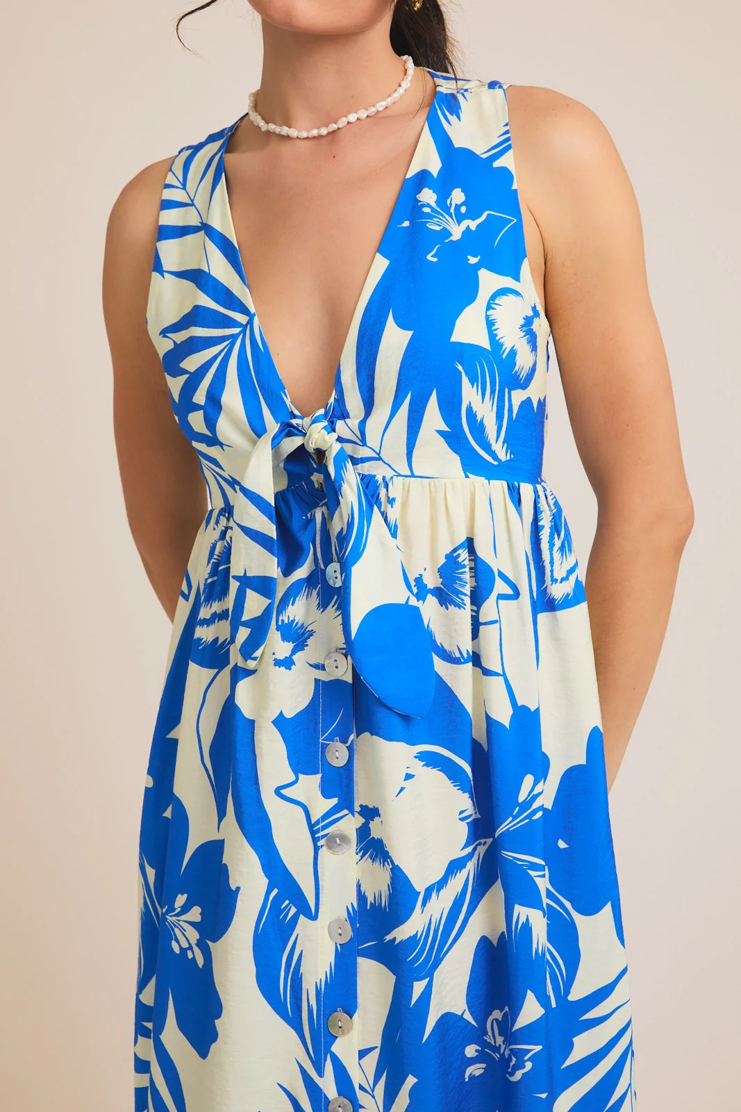 Blue Tropical Print Front Tie Sleeveless Button Up Dress - Image 5