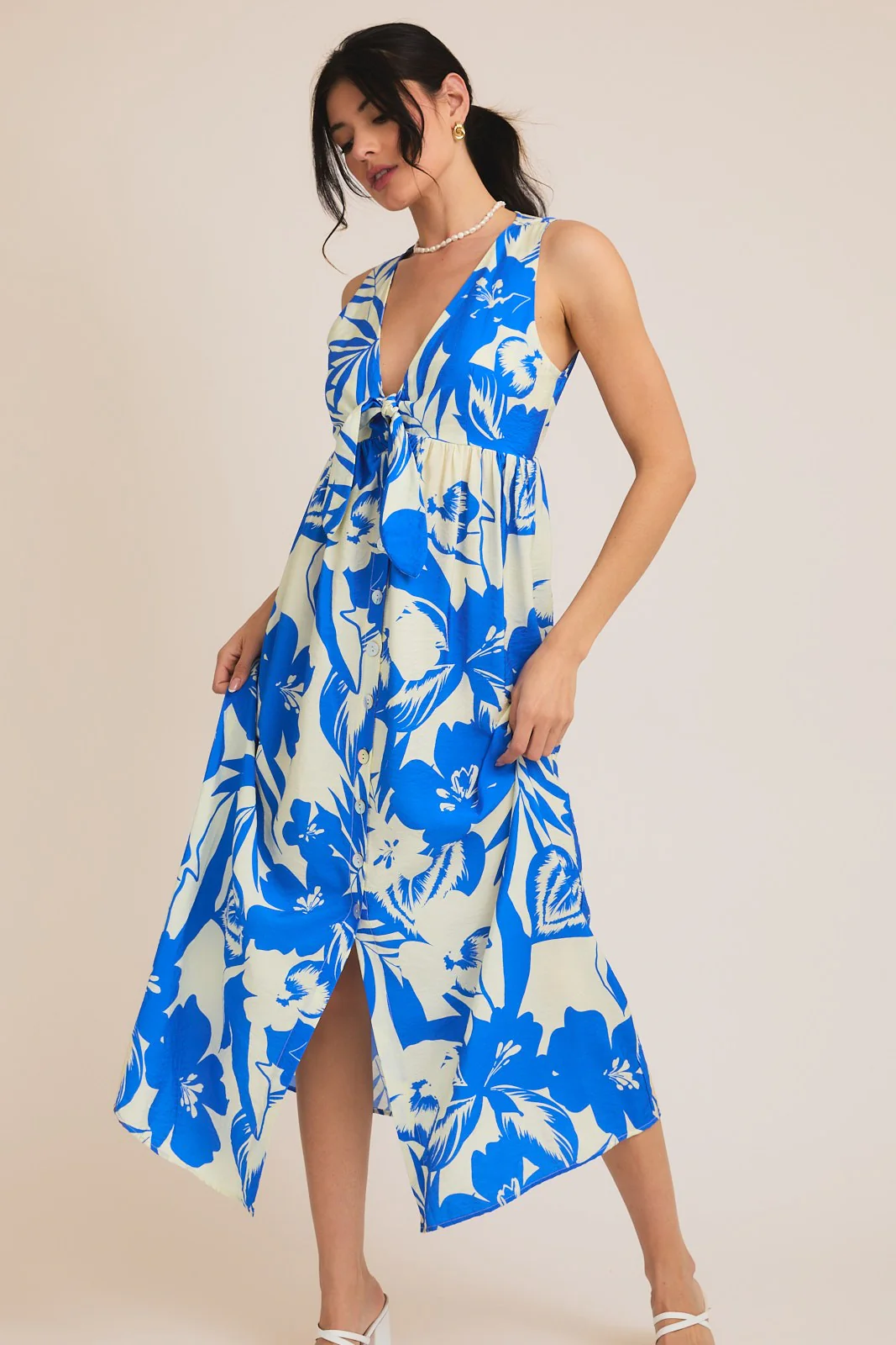 Blue Tropical Print Front Tie Sleeveless Button Up Maternity Dress - Image 3