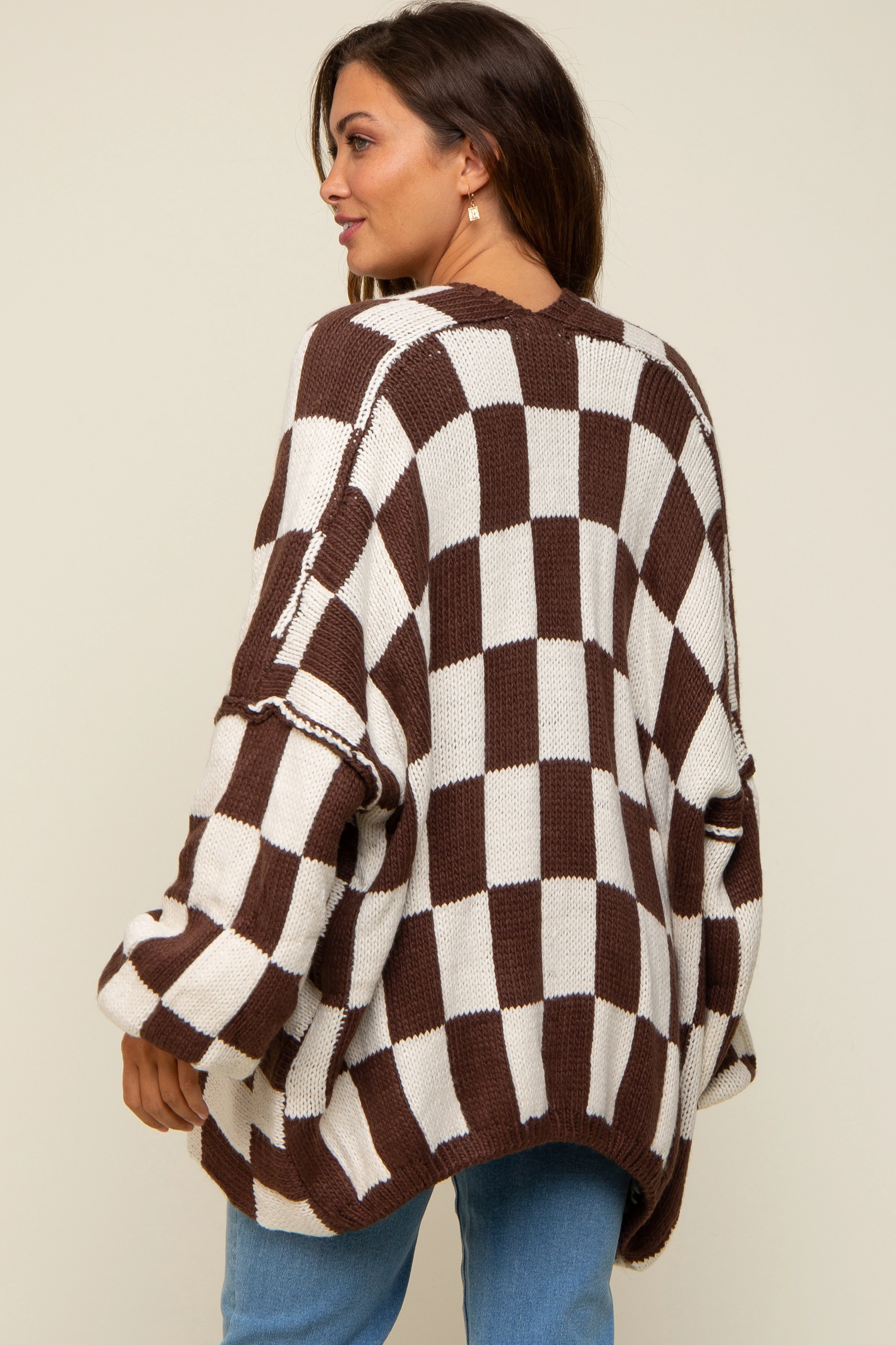Brown Checkered Print Oversized Maternity Cardigan - Image 4