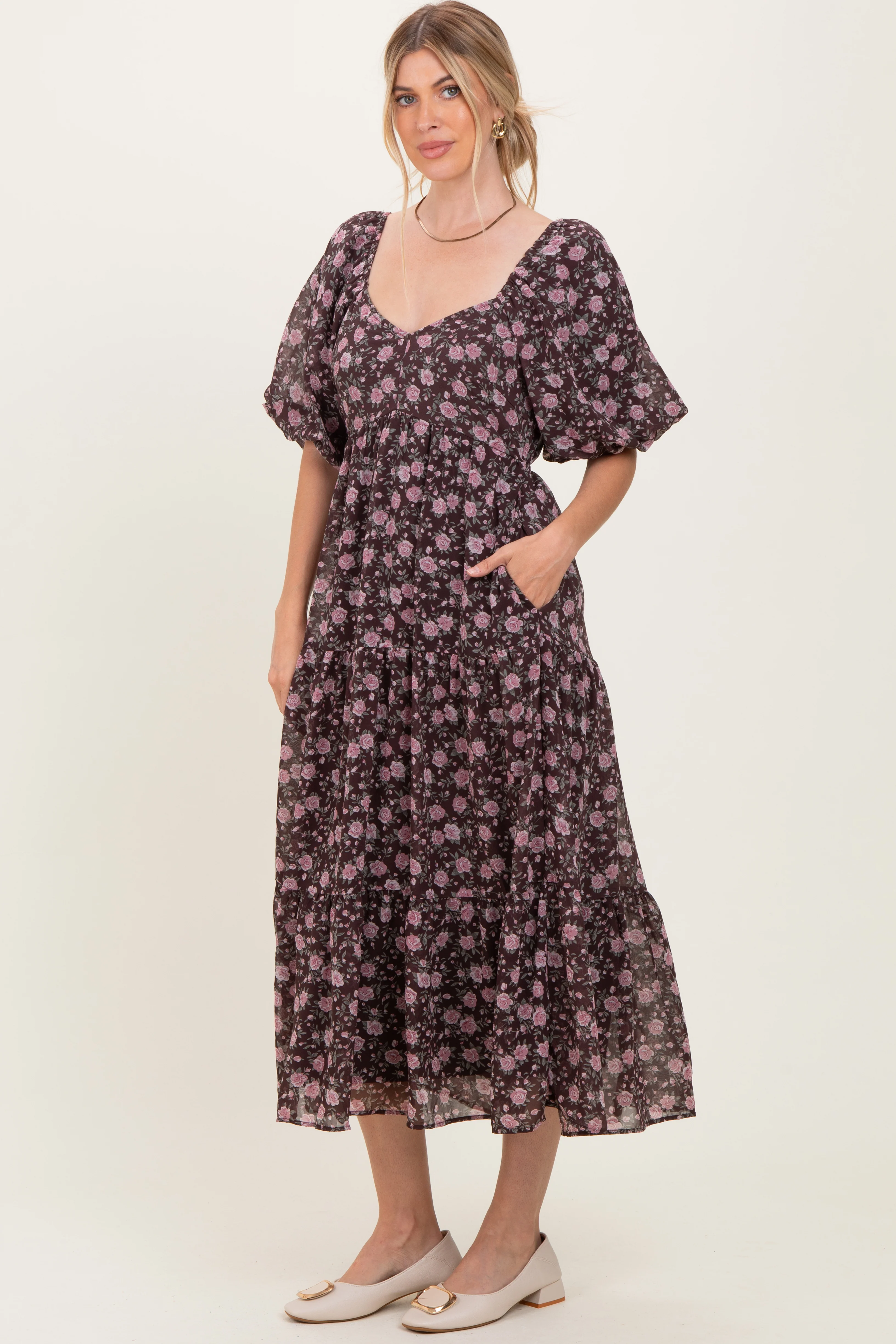 Brown Floral Sweetheart Neckline Puff Sleeve Maxi Dress - Image 3