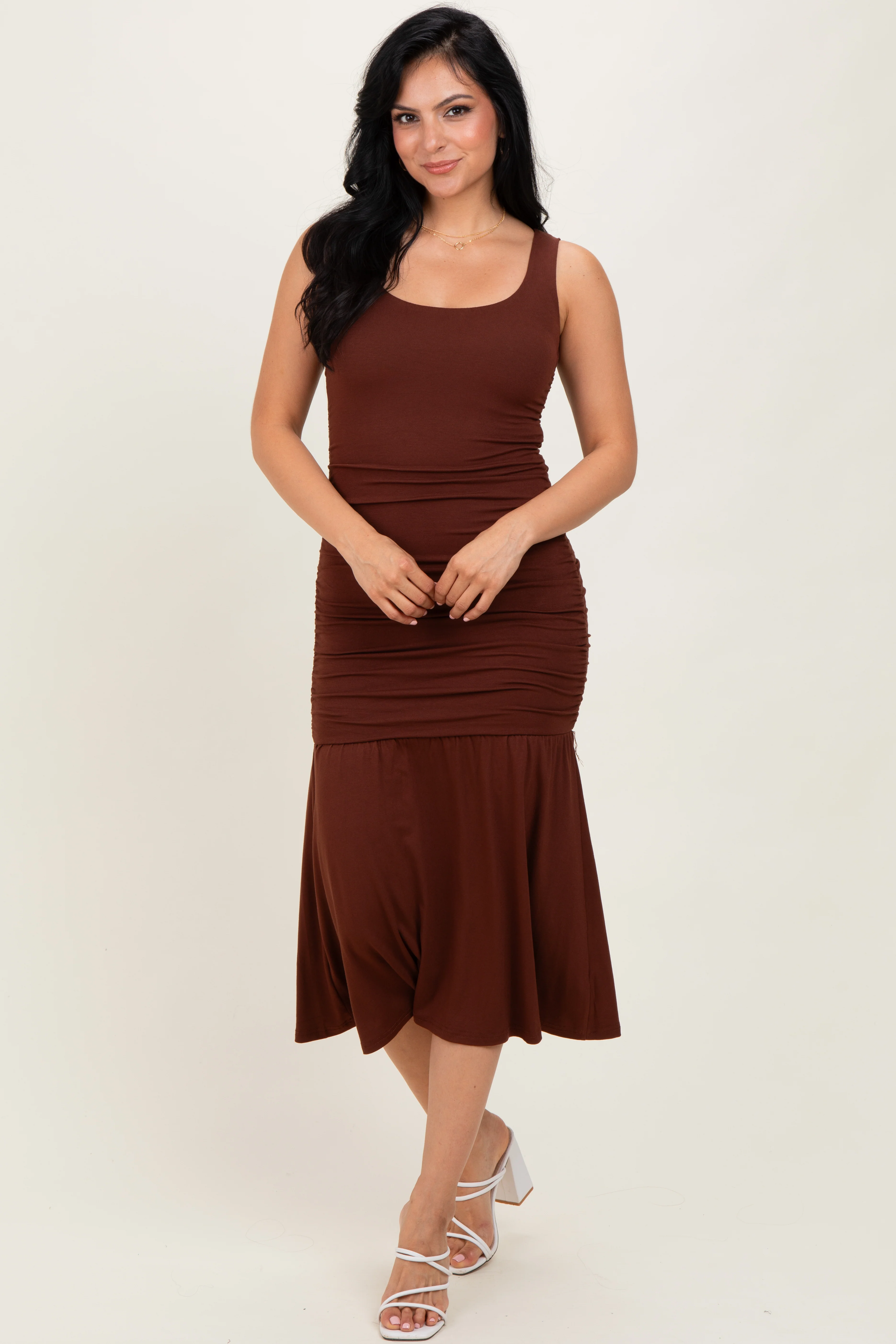 Brown Ruched Drop Waist Sleeveless Midi Dress - Image 2