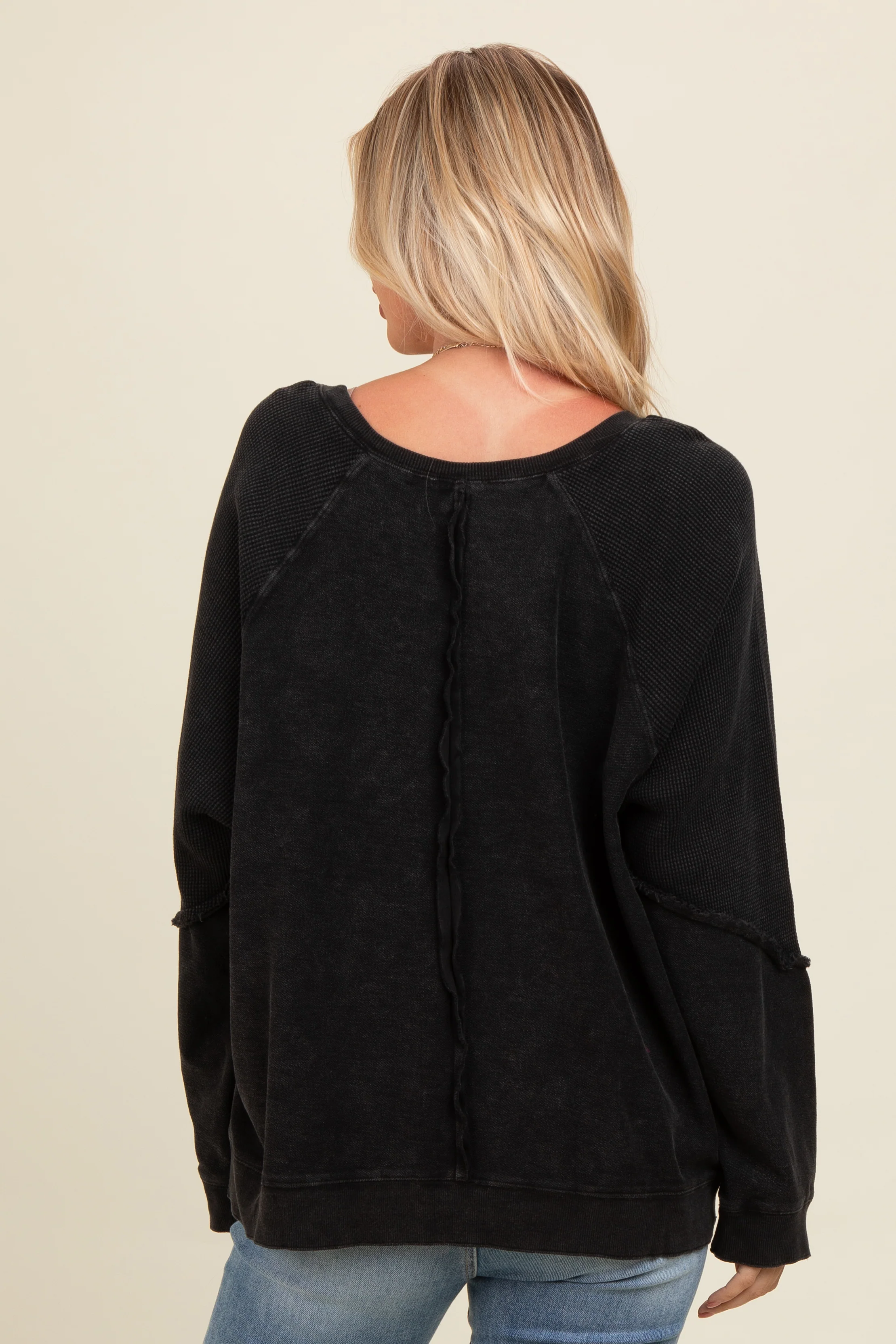 Charcoal Mixed Knit Raw Hem Pullover Top - Image 4