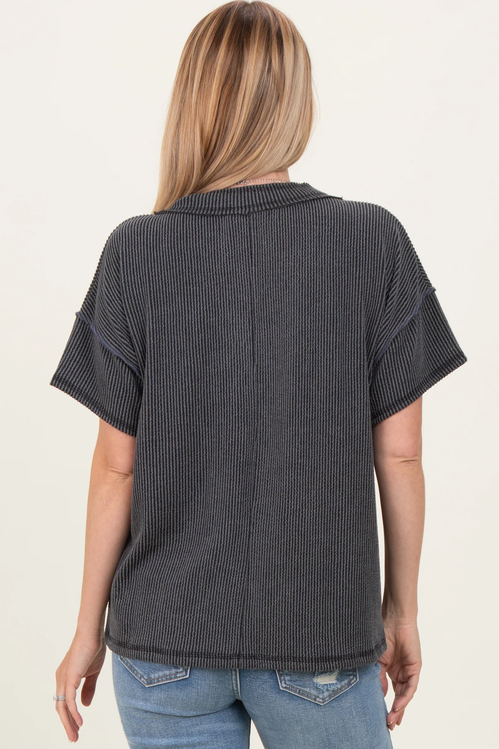 Charcoal Ribbed Short Sleeve V-Neck Reverse Stitch Top - Image 4