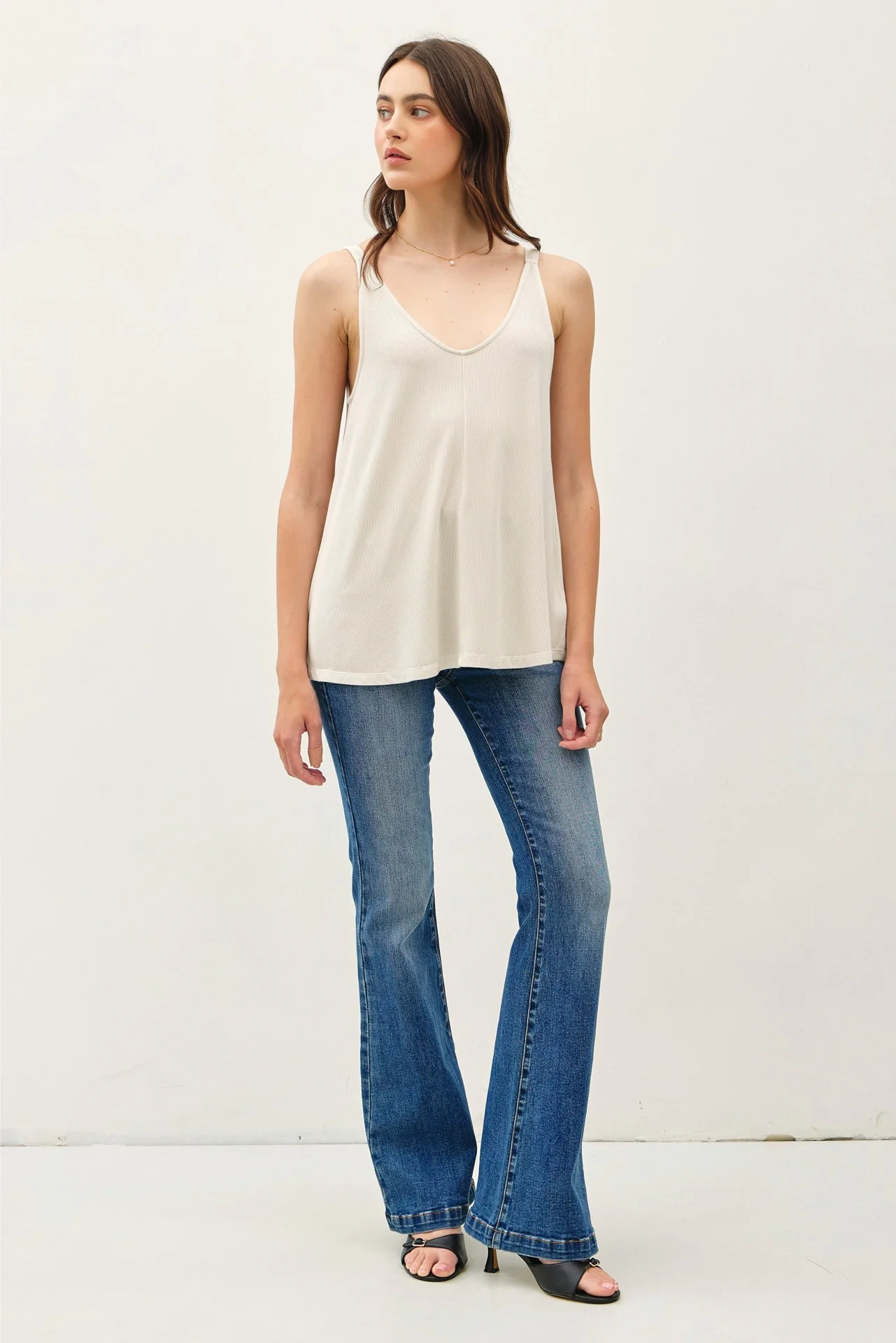 Cream Ribbed V-Neck Flowy Maternity Tank - Image 5