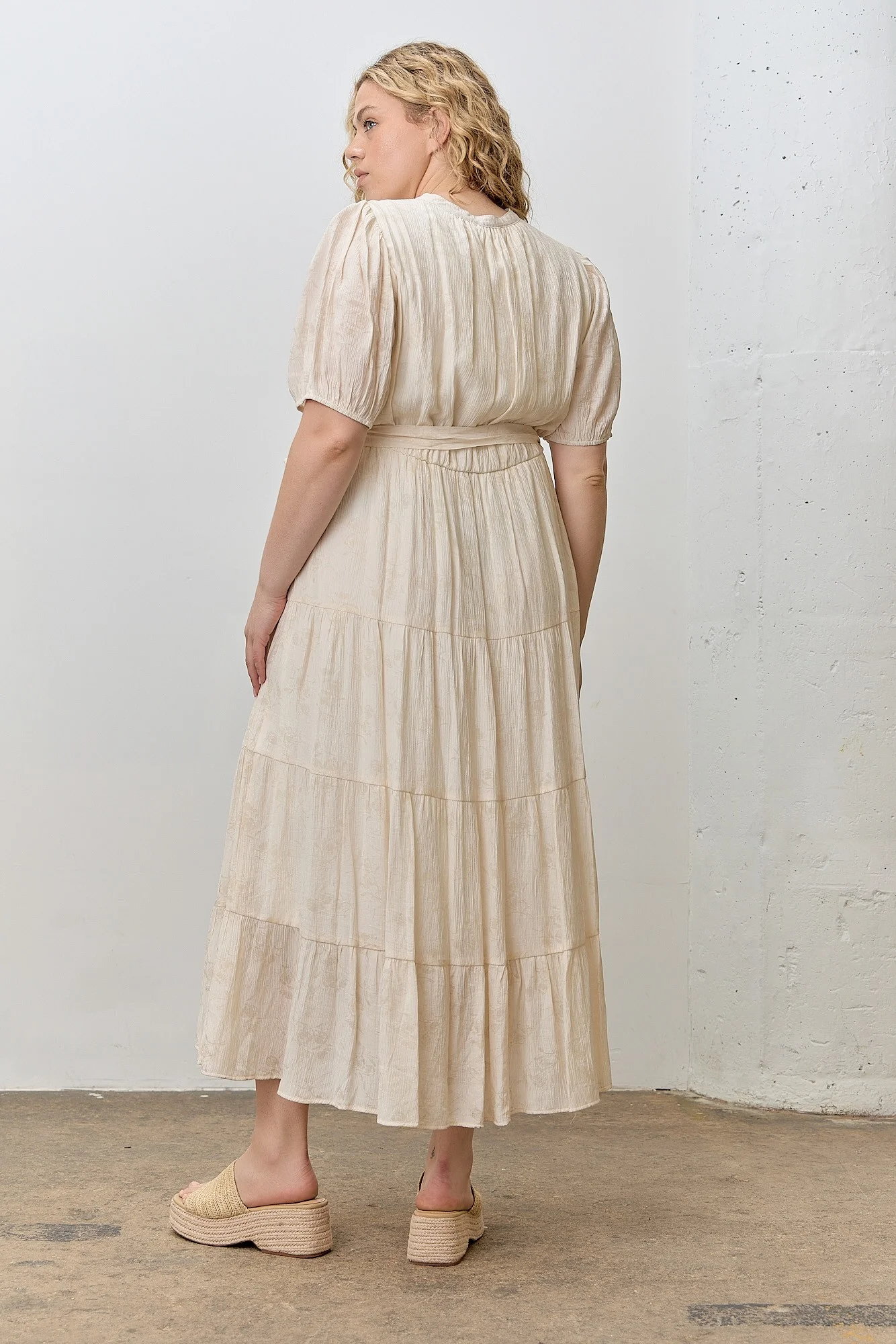 Cream Split Neckline Tiered Plus Midi Dress - Image 3