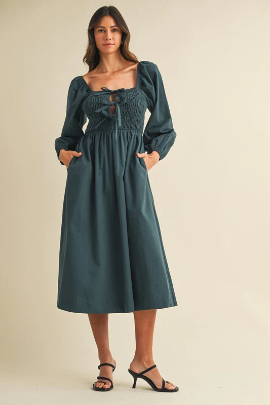 Forest Green Bow Detail Smocked Maternity Midi Dress - Image 4