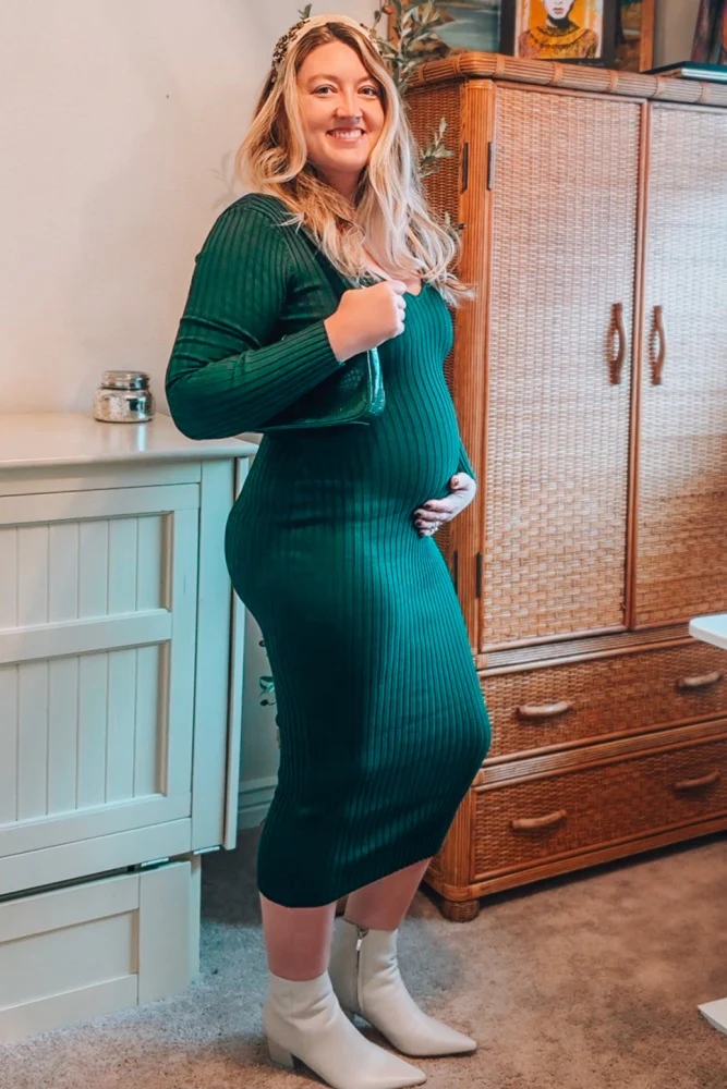 Forest Green V-Neck Long Sleeve Fitted Maternity Maxi Dress - Image 4