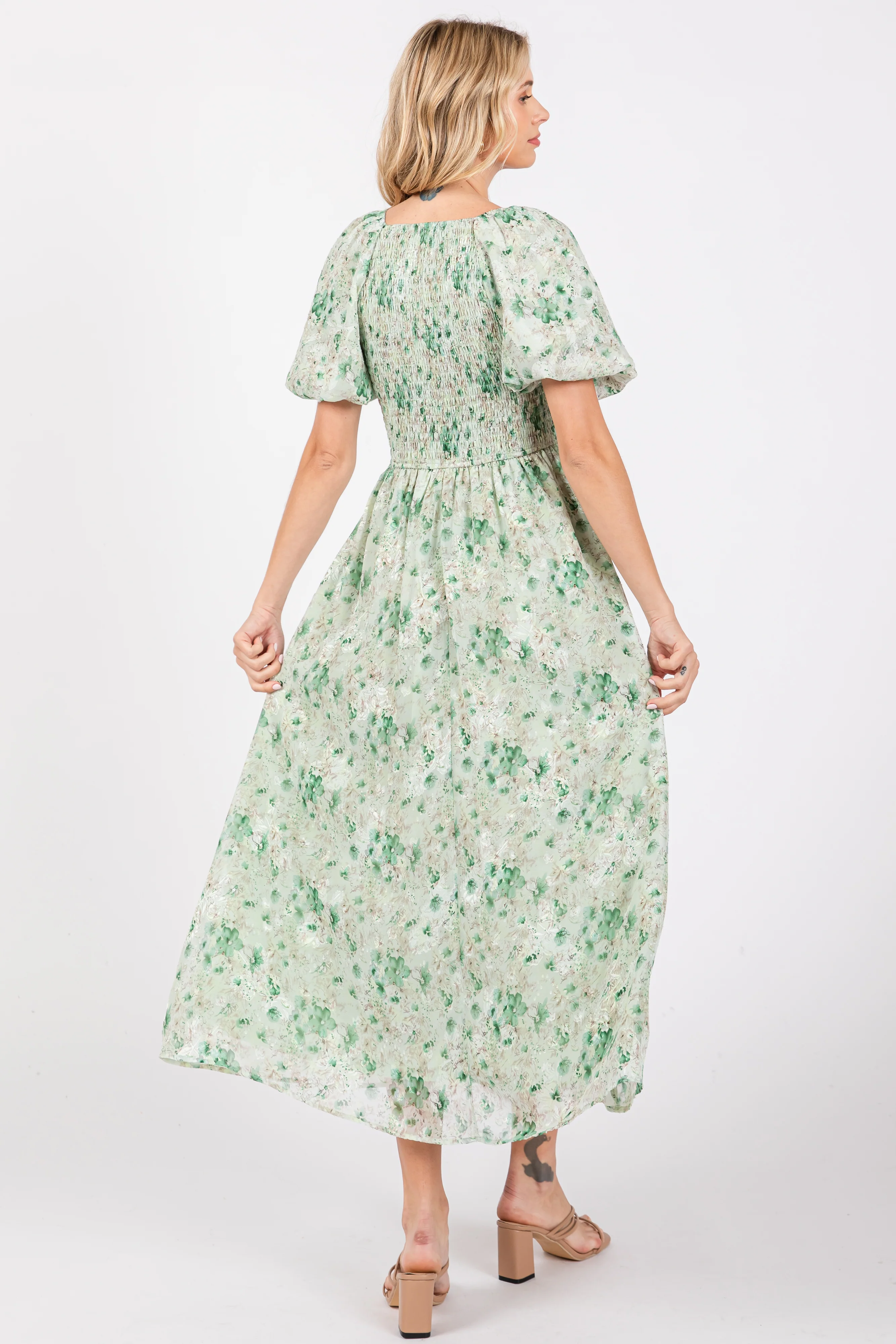 Green Floral Smocked Sweetheart Neck Short Puff Sleeve Midi Dress - Image 2