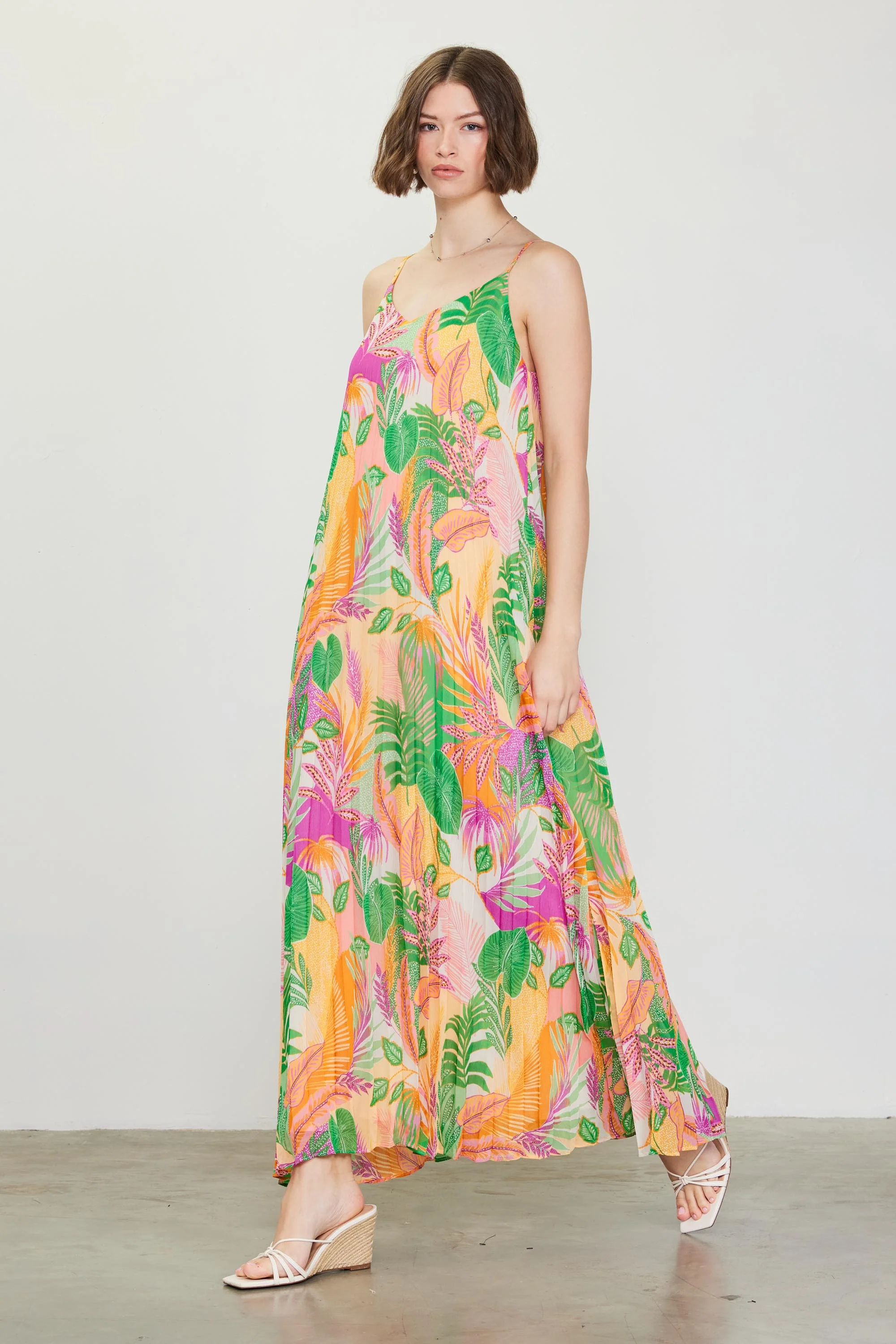 Green Multicolor Leaf Print Pleated Maxi Dress - Image 2