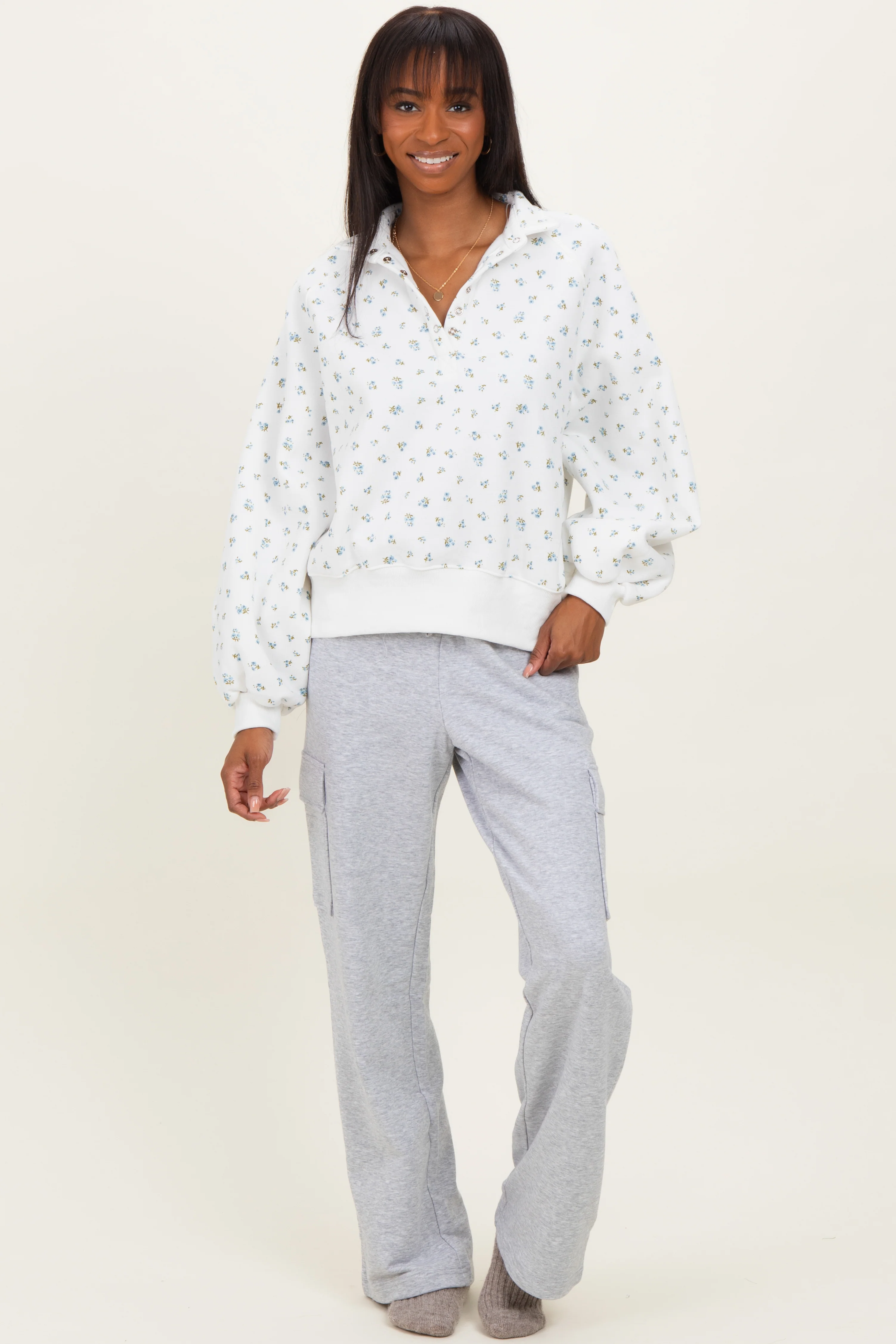 Ivory Floral Bubble Sleeve Snap Collar Maternity Sweatshirt - Image 4