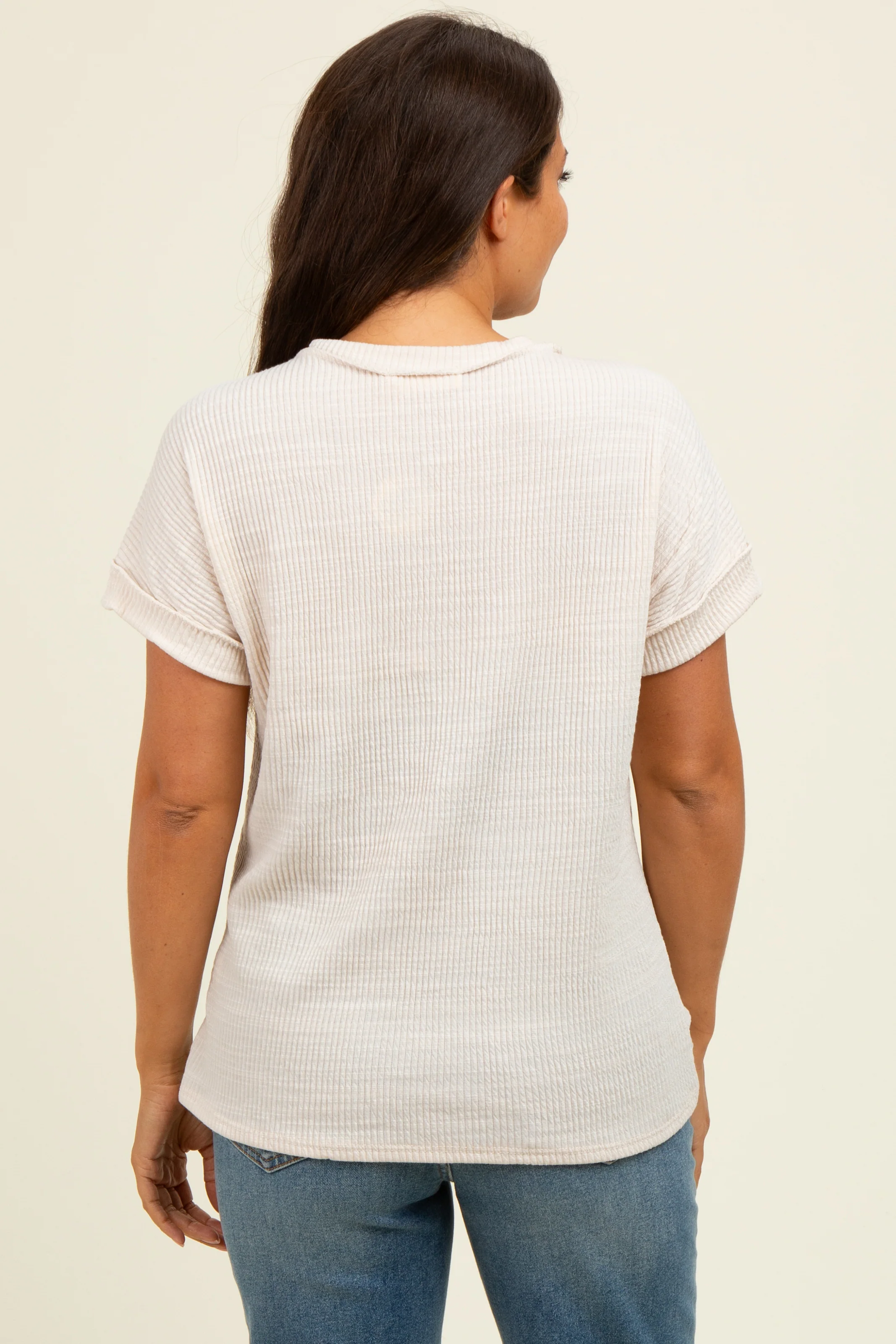 Ivory Ribbed Exposed Seam Short Sleeve Maternity Top - Image 4