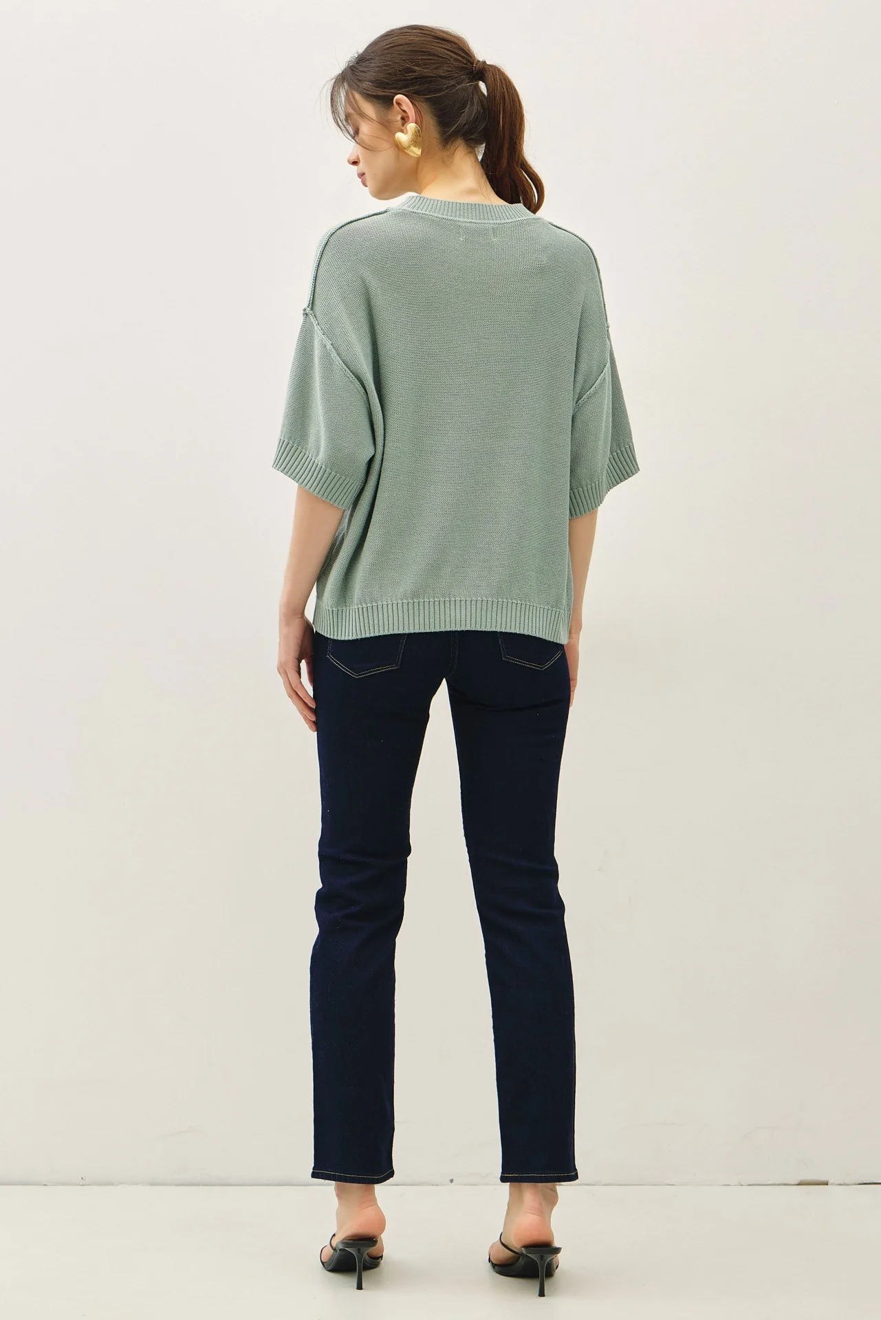 Jade Oversize Cut Sweater Top With Raw Edge - Image 4