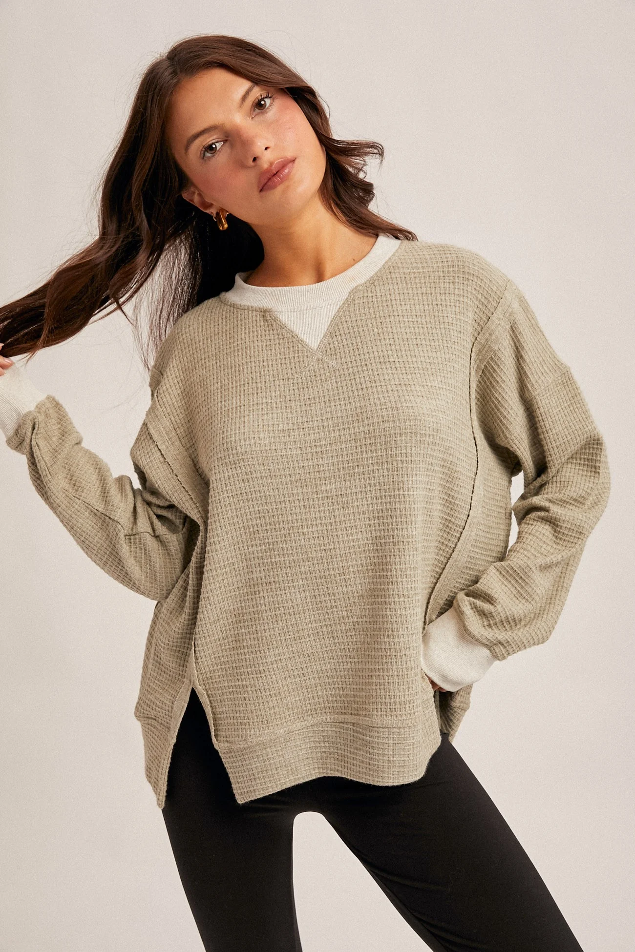 Light Olive Oversized Contrast Trim Maternity Thermal Pullover - Image 5