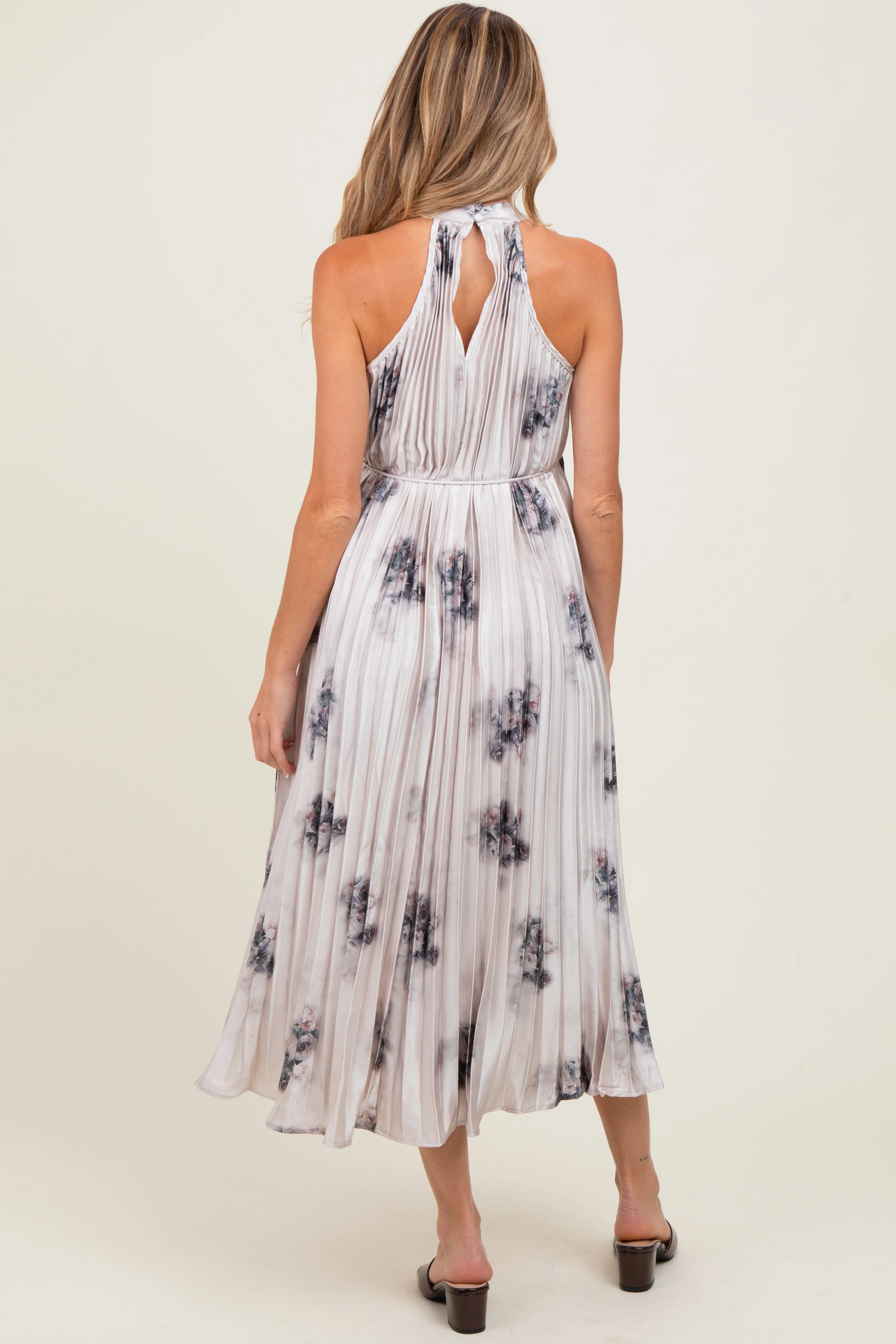 Light Pink Printed Pleated Maternity Halter Dress - Image 4