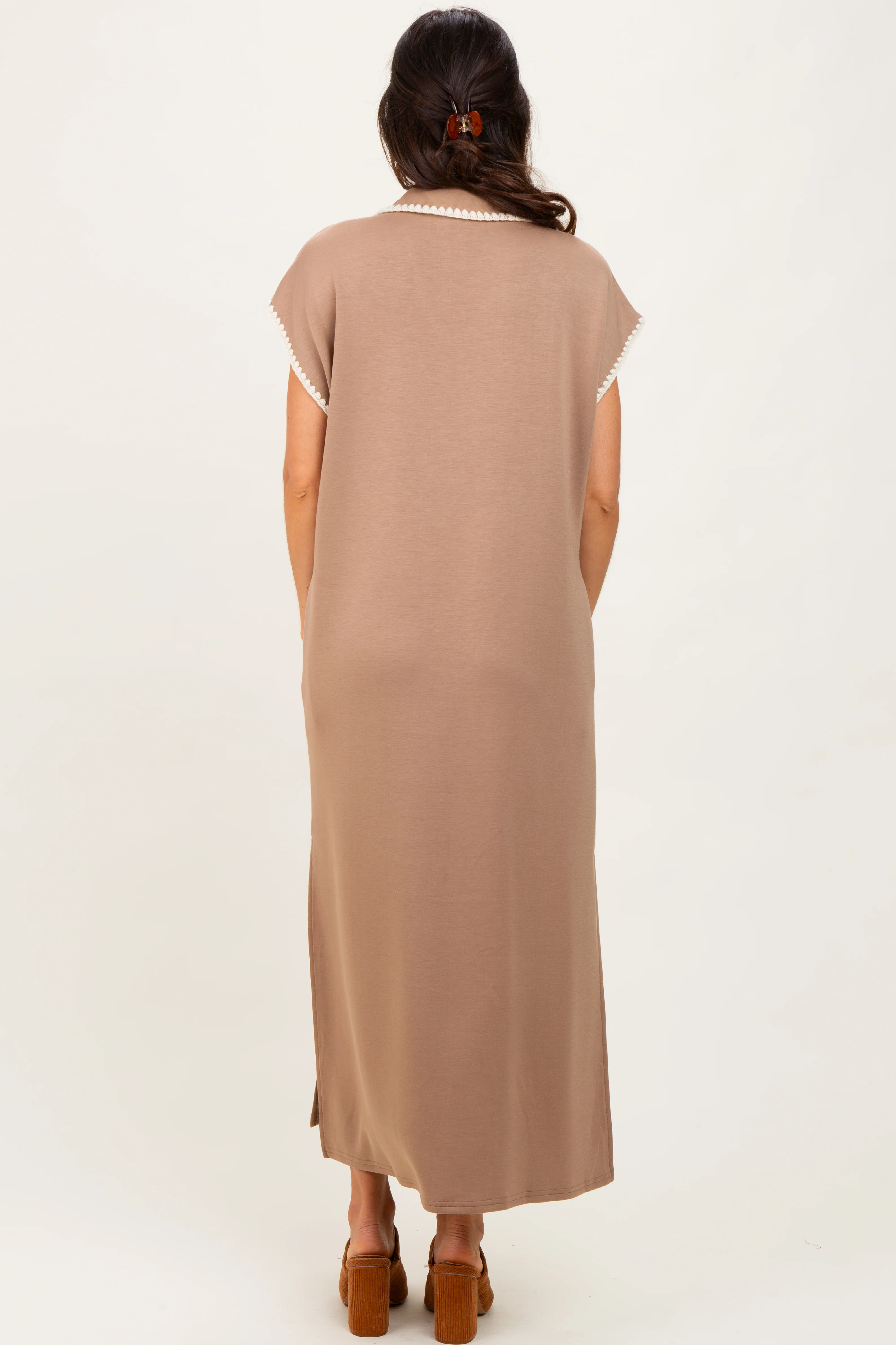 Mocha Collared Stitch Detail Short Sleeve Midi Dress - Image 4