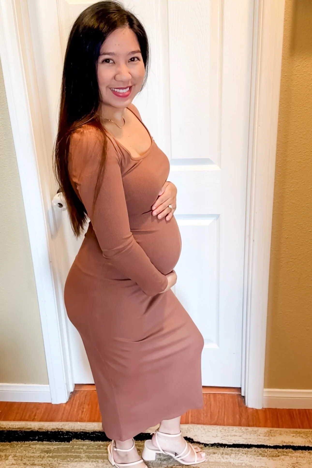 Mocha Ribbed Scoop Neck Maternity Midi Dress - Image 4