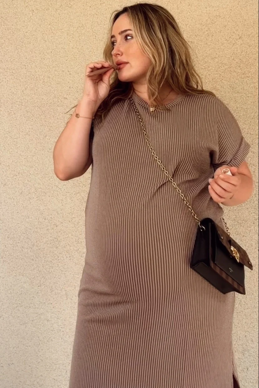 Mocha Ribbed Short Sleeve Maternity Midi Dress - Image 5