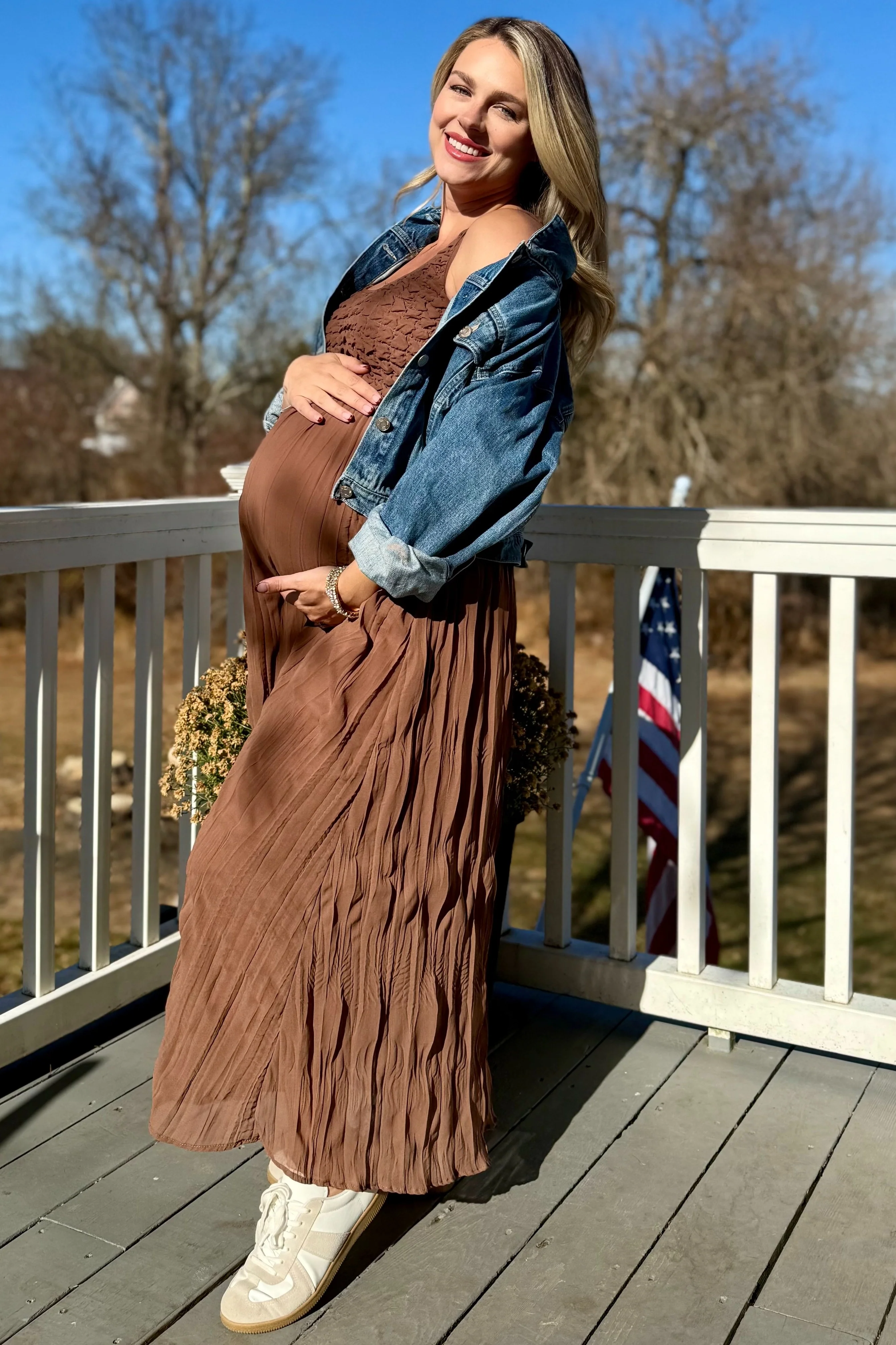 Mocha Textured Smocked Bodice Sleeveless Maternity Maxi Dress - Image 5