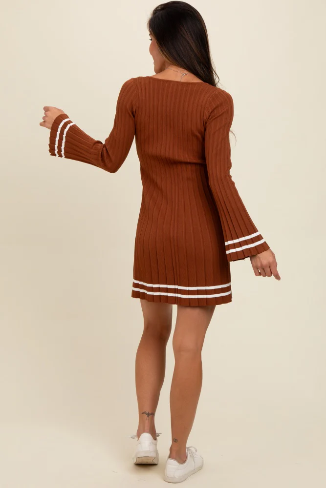 Mocha V-Neck Pleated Knit Dress - Image 4