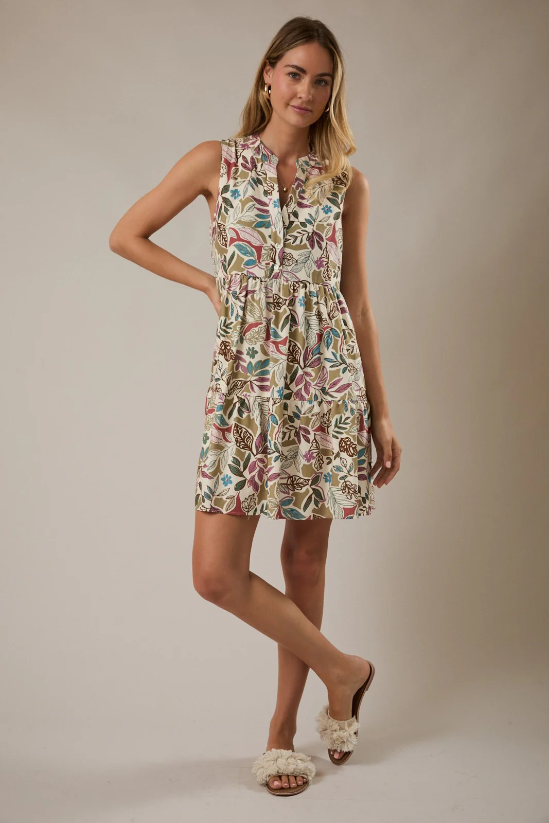 Multicolor Leaf Print Sleeveless Tiered Dress - Image 4