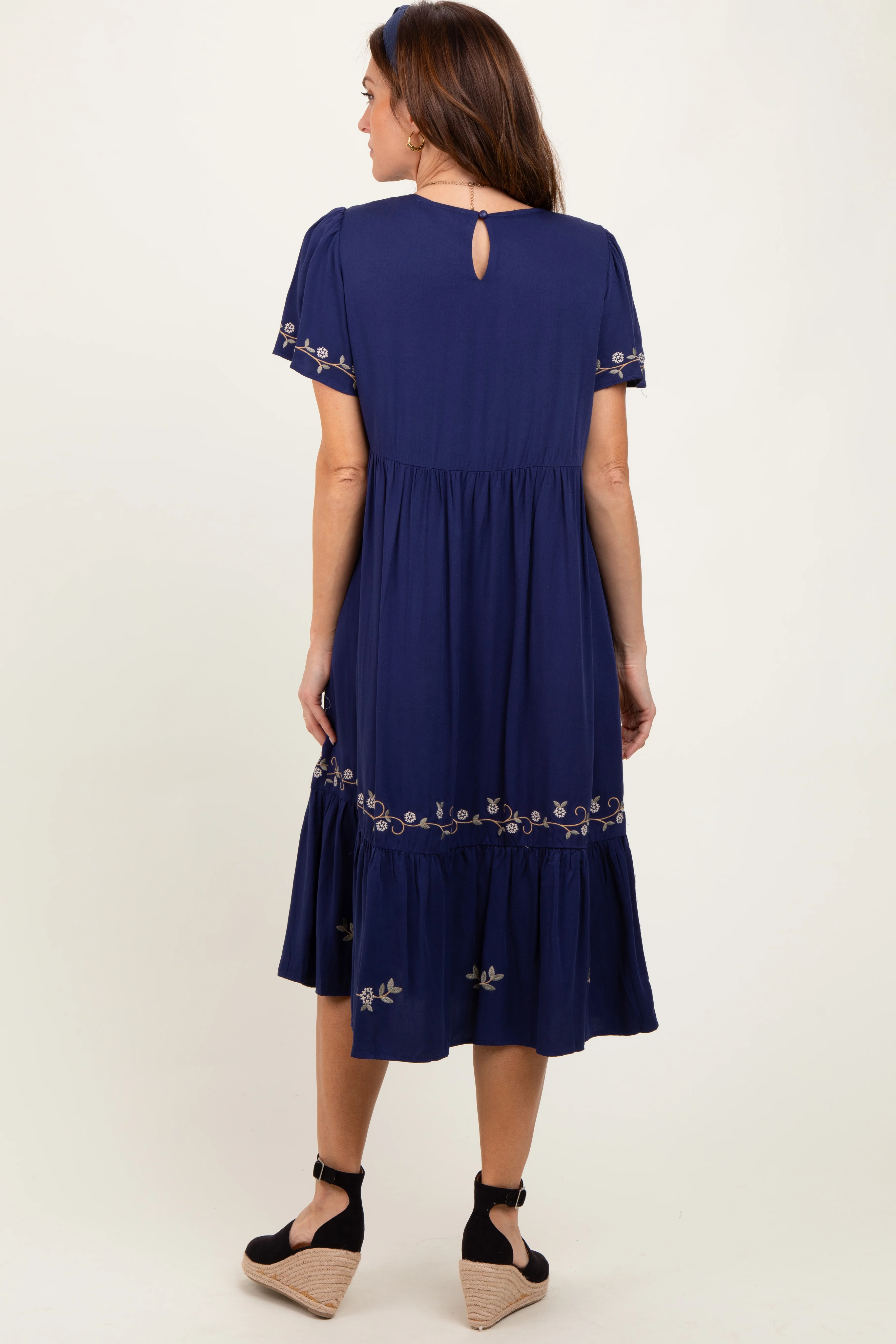 Navy Floral Lace Midi Dress - Image 4