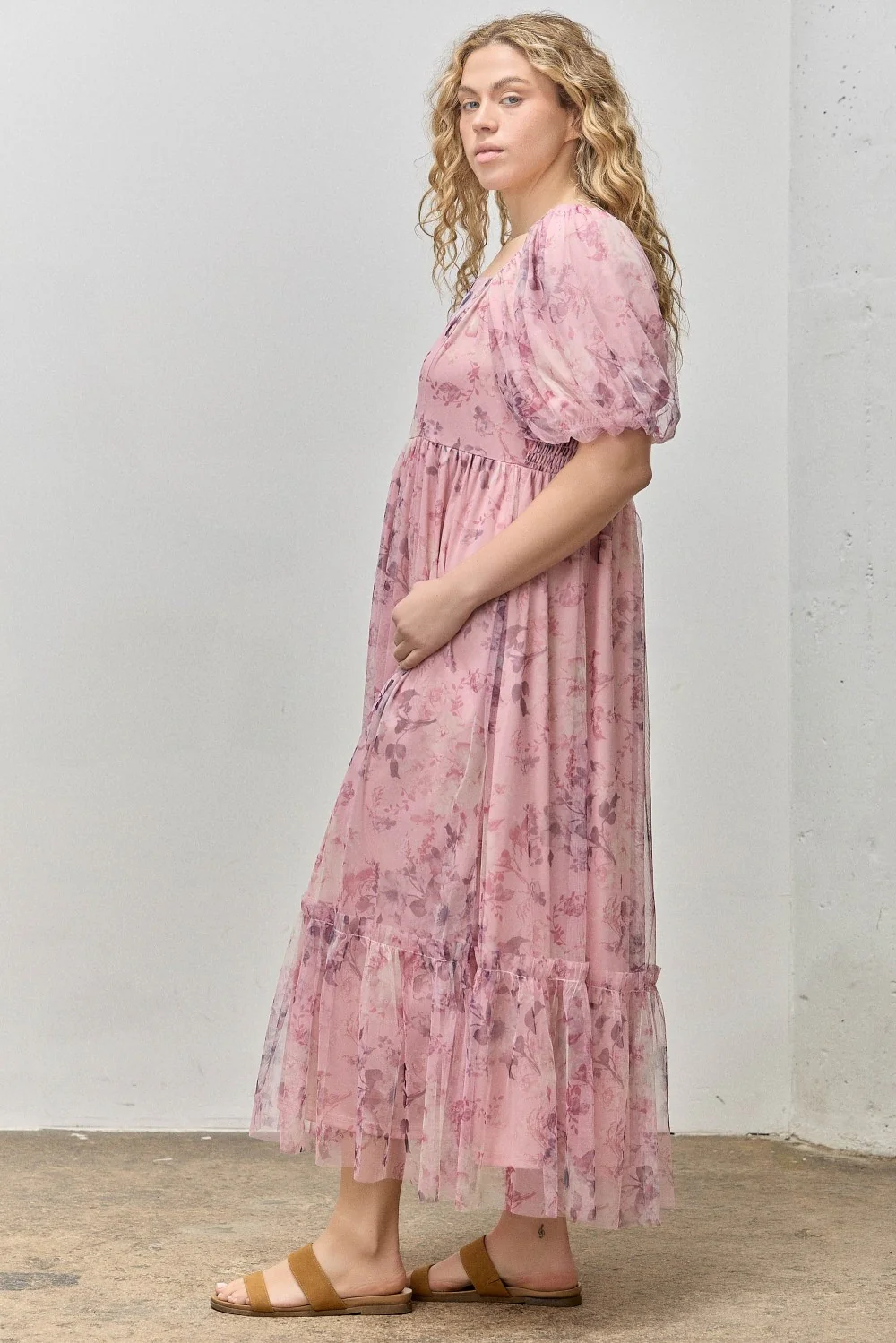 Pink Floral Printed Tulle Puff Sleeve Plus Midi Dress - Image 2