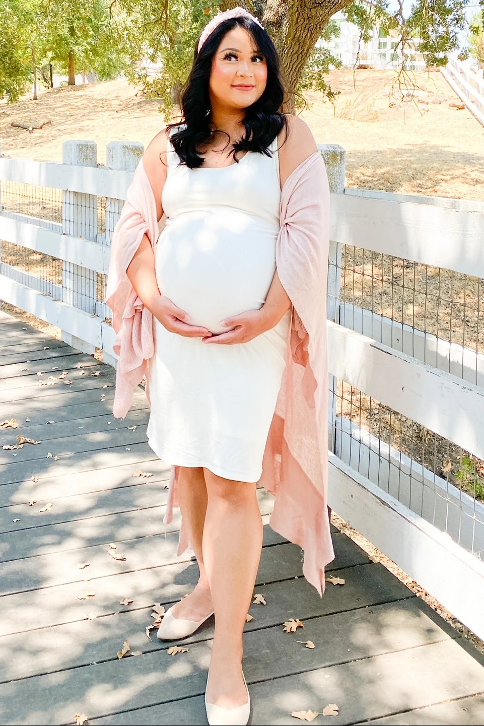 PinkBlush Ivory Sleeveless Ribbed Fitted Maternity Dress - Image 11