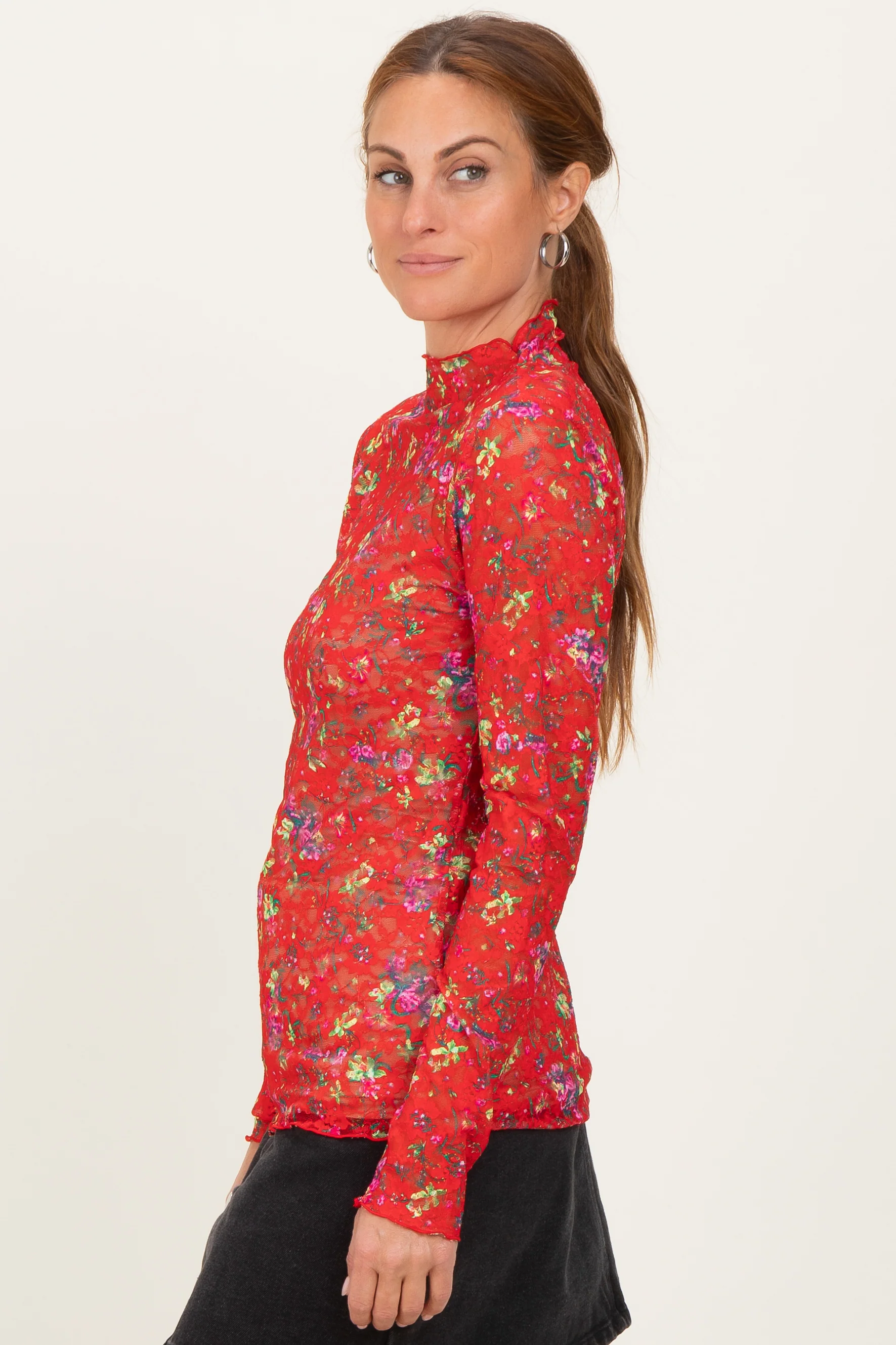 Red Floral Lace Long Sleeve Top - Image 3