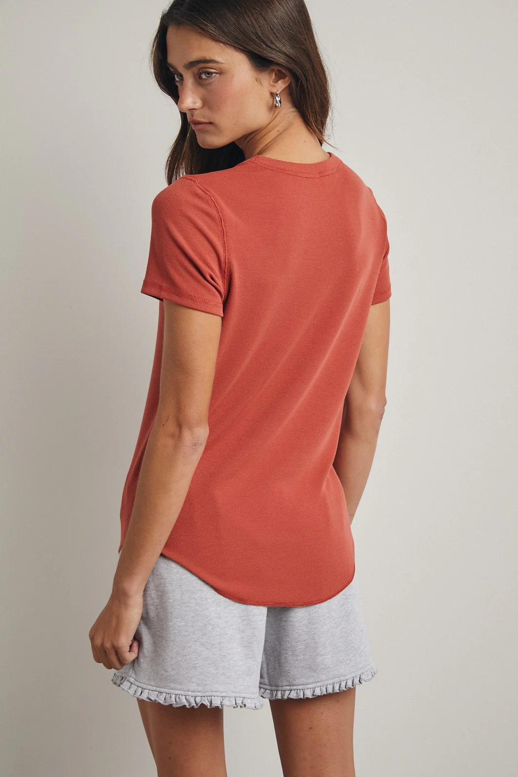 Rust Ribbed Short Sleeve Curved Hem Top - Image 3