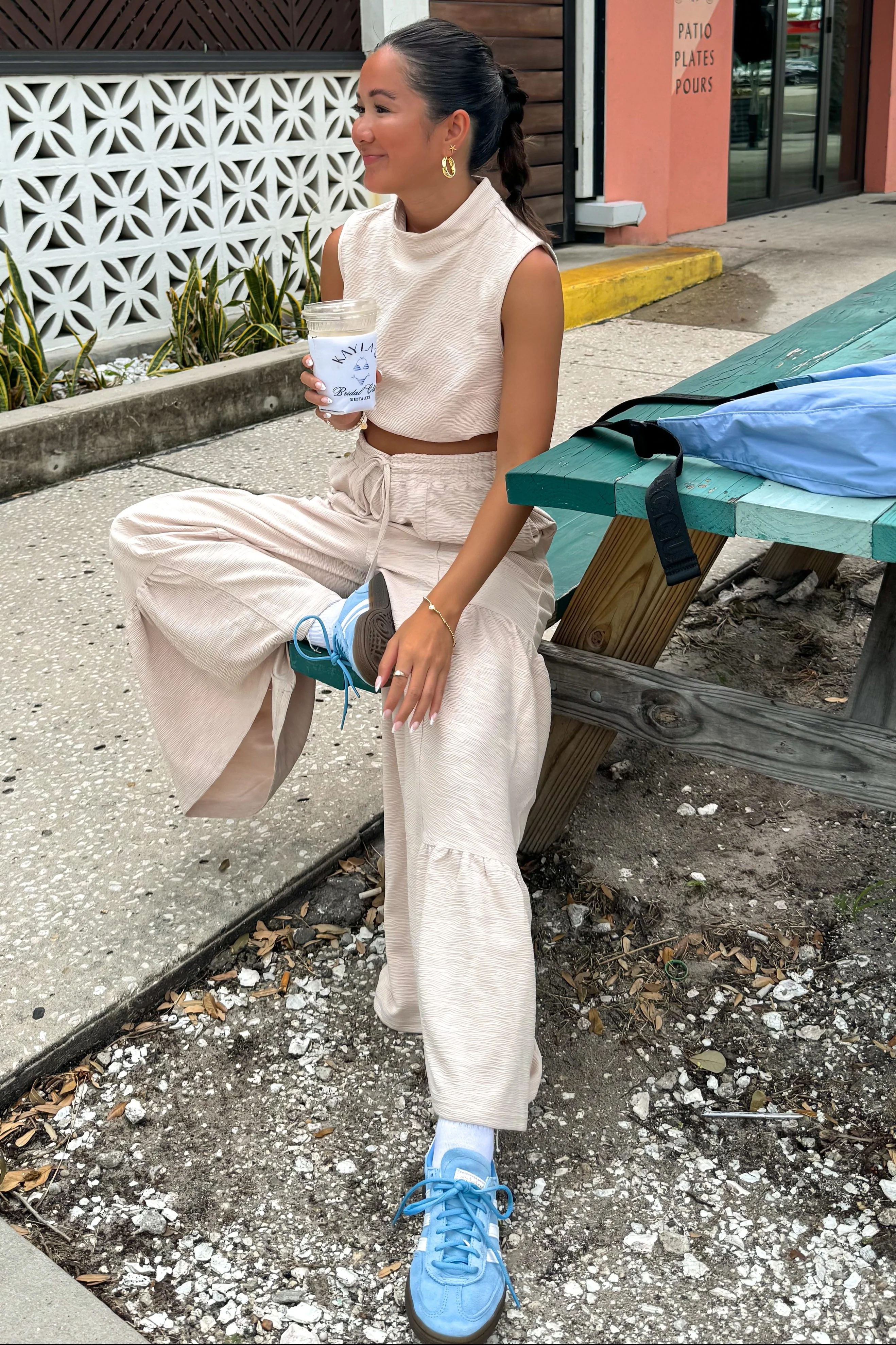 Sand Texture Knit Mock Neck Crop Top And Pants Set - Image 5