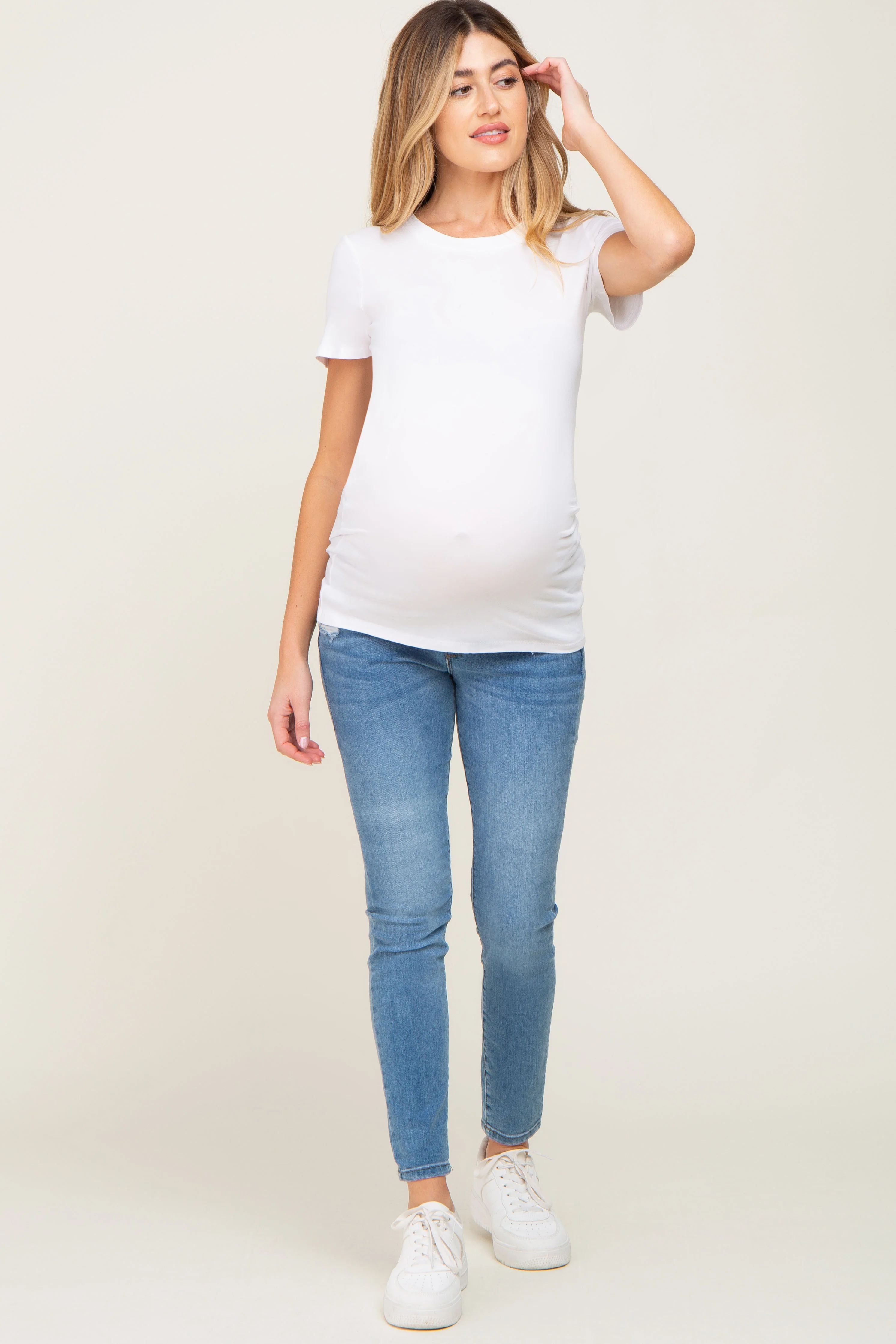 White Basic Crew Neck Maternity Tee - Image 4