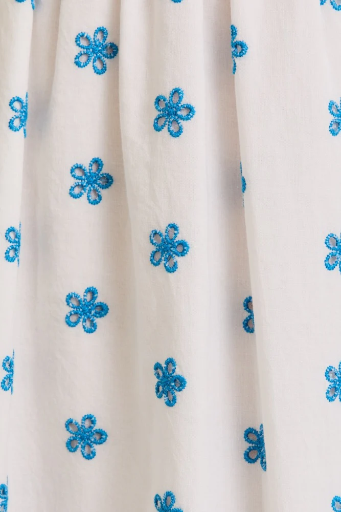 White Floral Smocked Sleeveless Midi Dress - Image 5